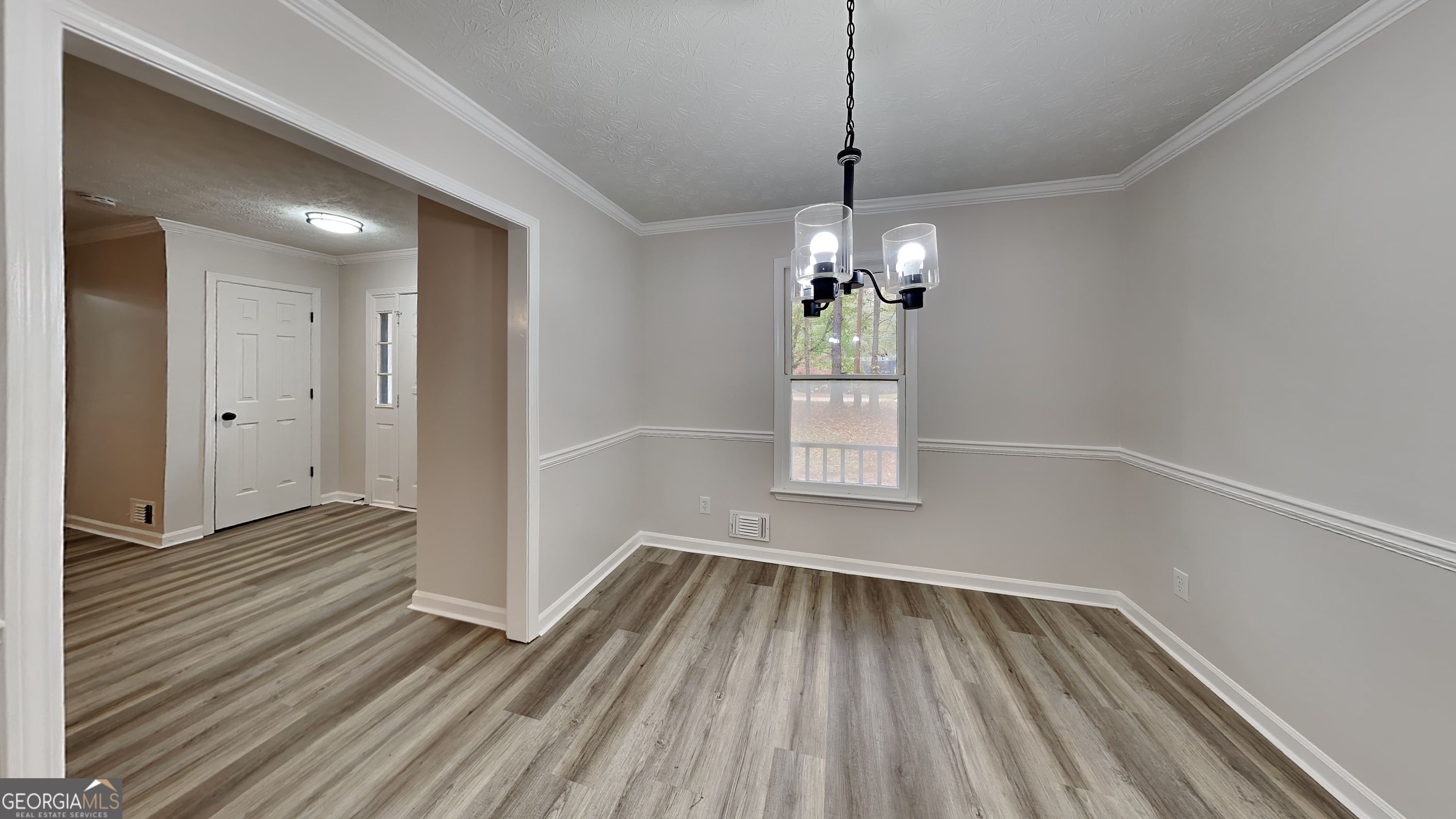 245 Southmoor Circle Property Photo 2