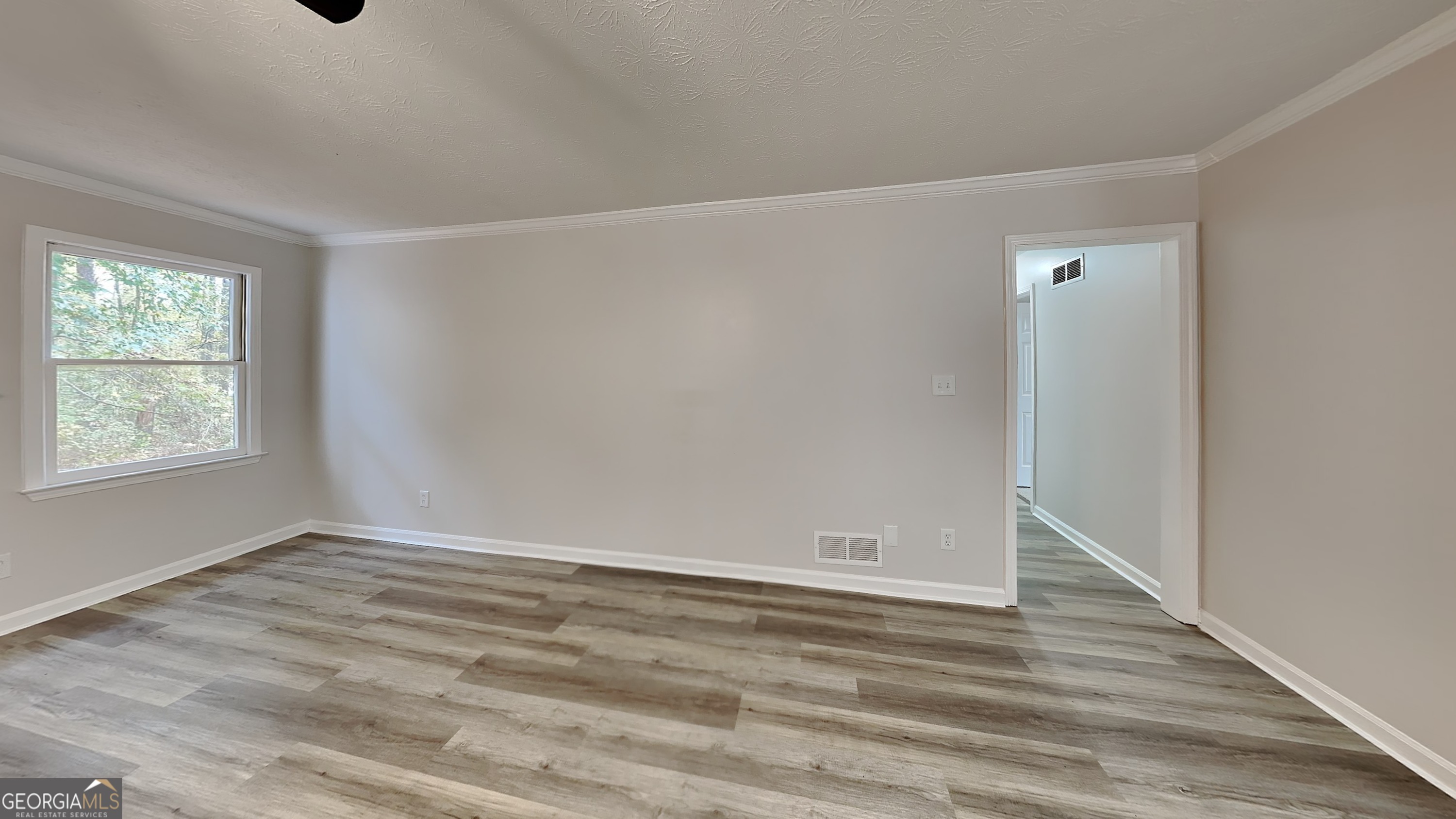 245 Southmoor Circle Property Photo 4