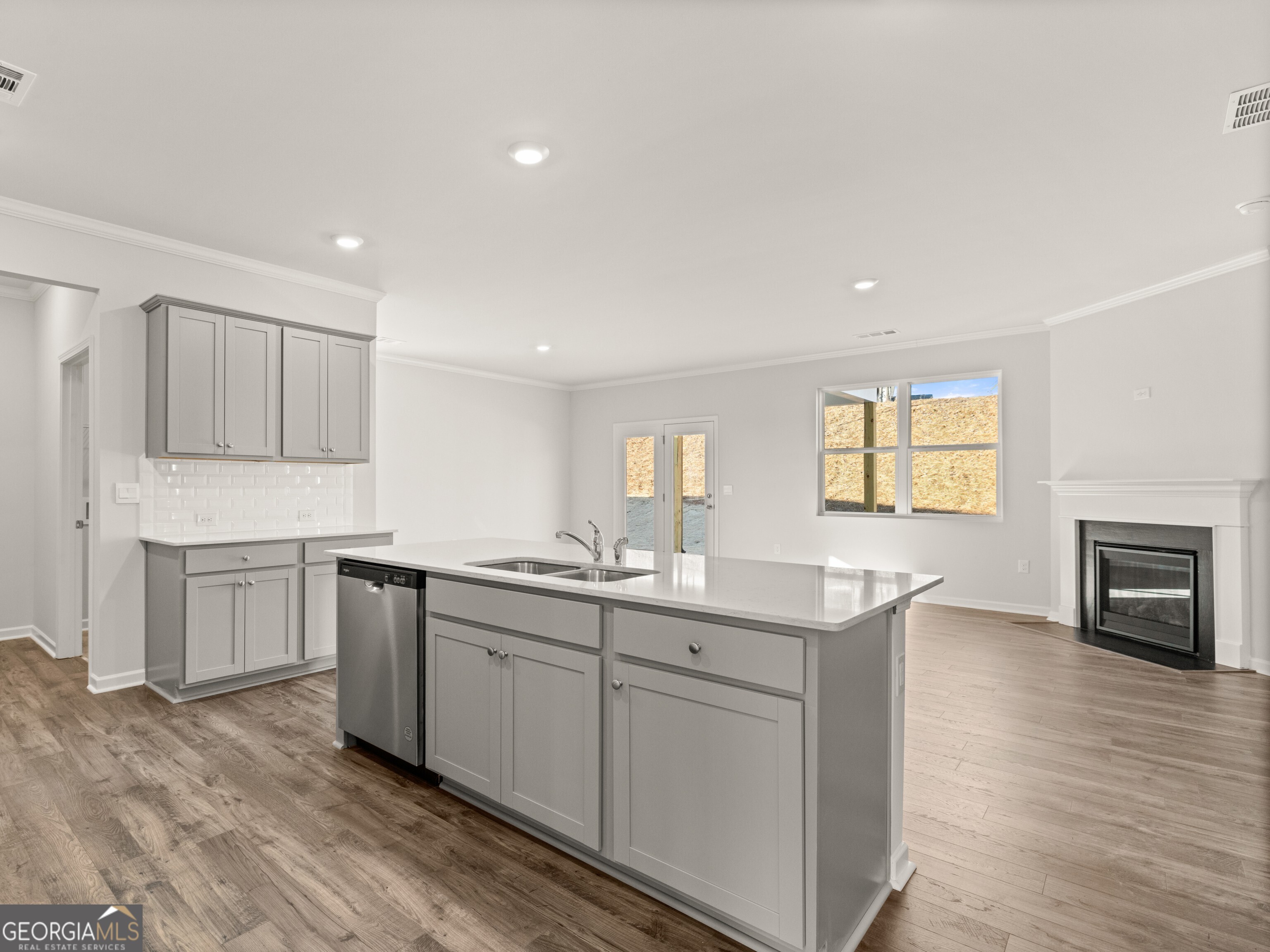 4031 Peregrine Way Property Photo 3