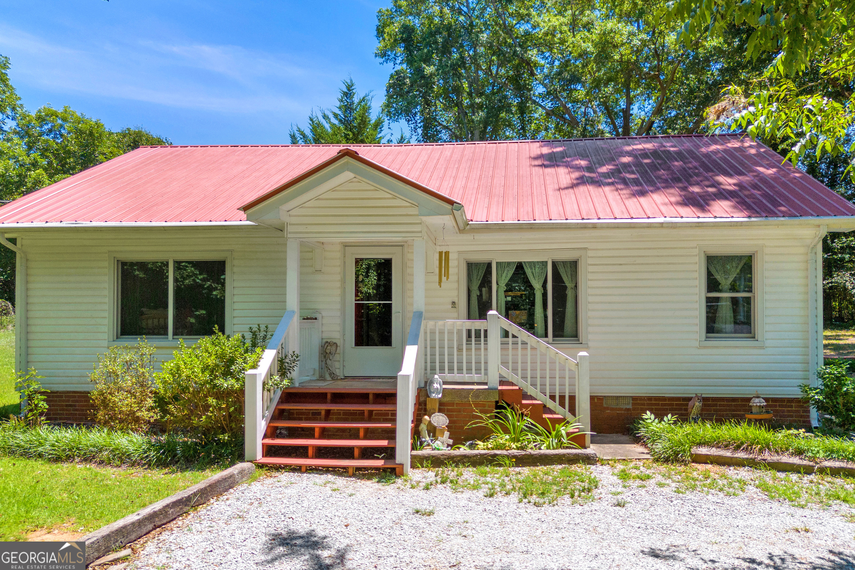 122 Parkertown Road Property Photo 2