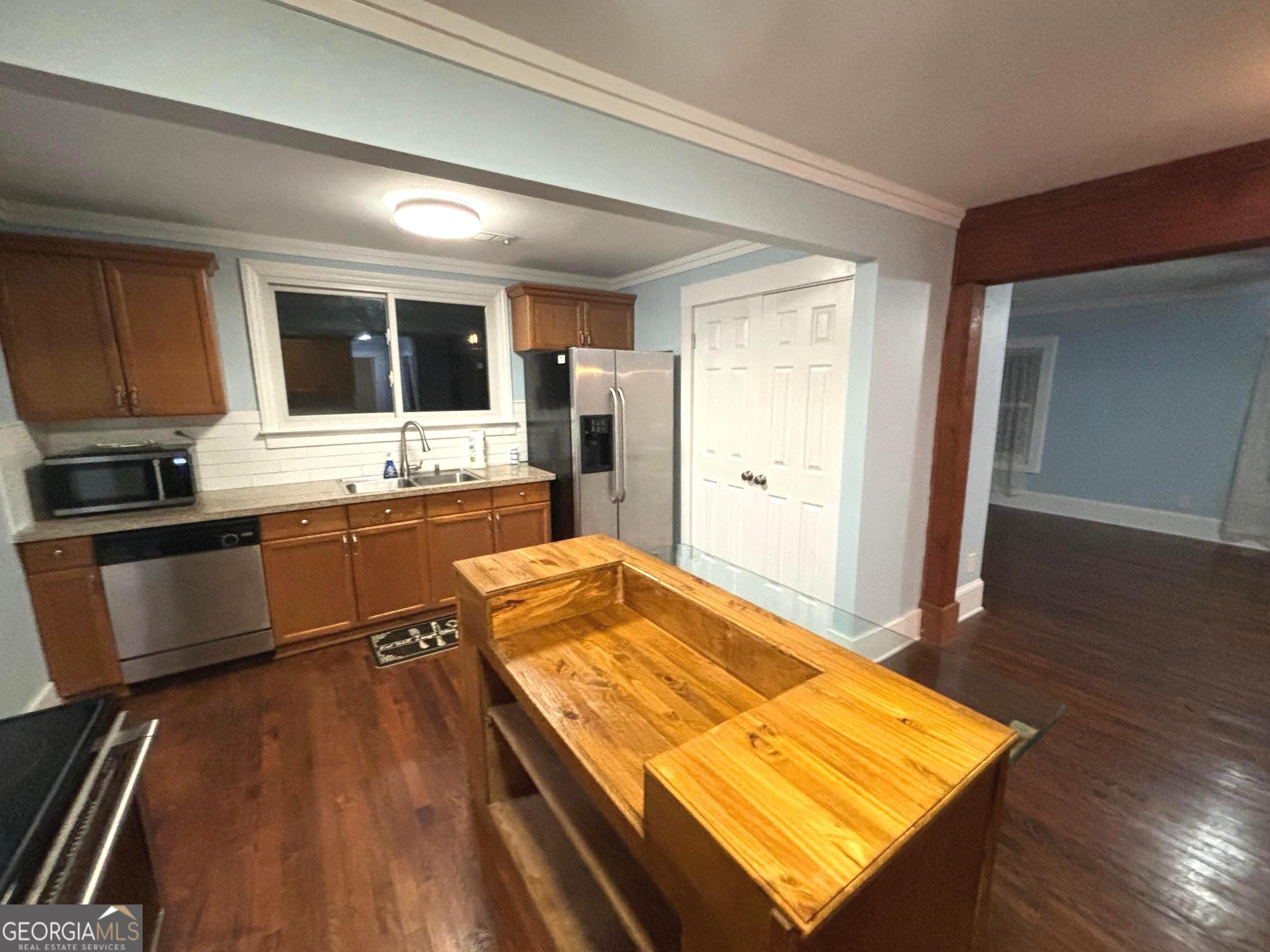 122 Parkertown Road Property Photo 10