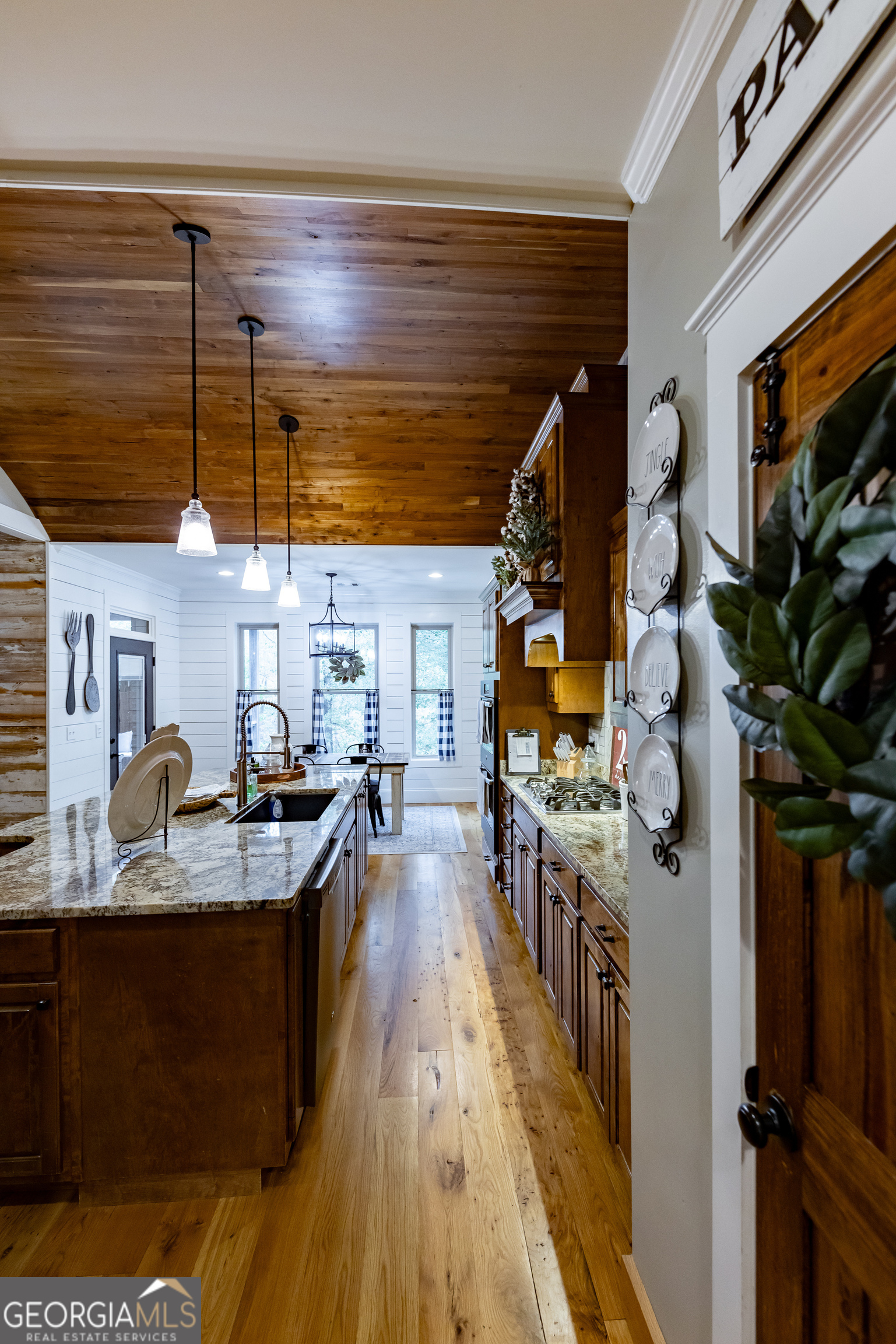 675 Goshen Road Property Photo 10