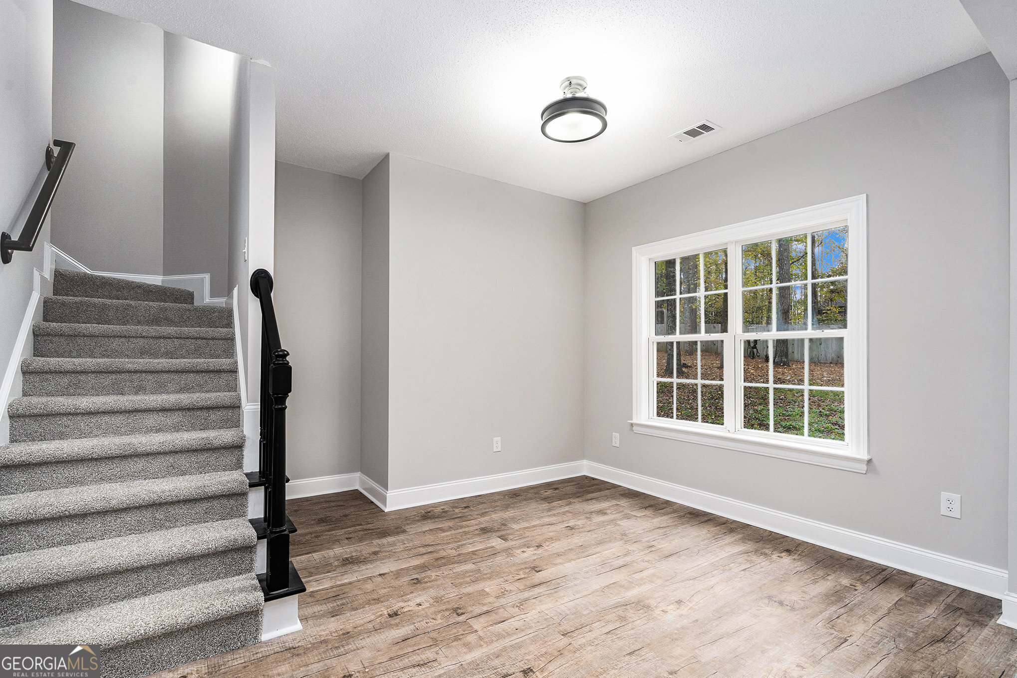 114 Arborwood Way Property Photo 2