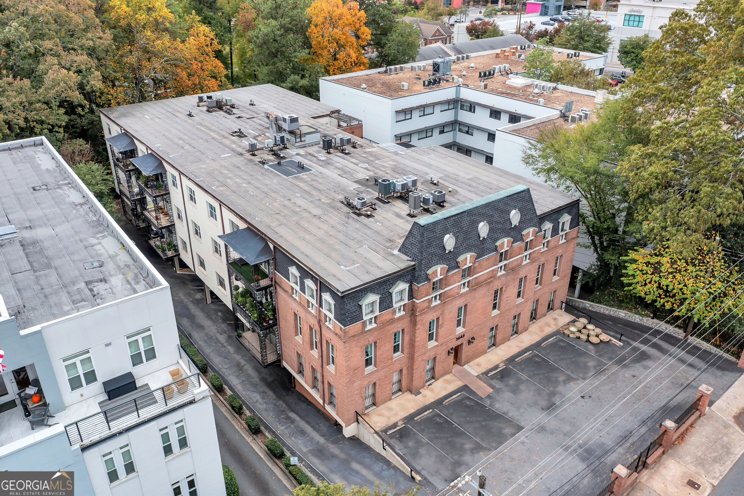 3649 Peachtree Road Ne # 201 Property Photo 8