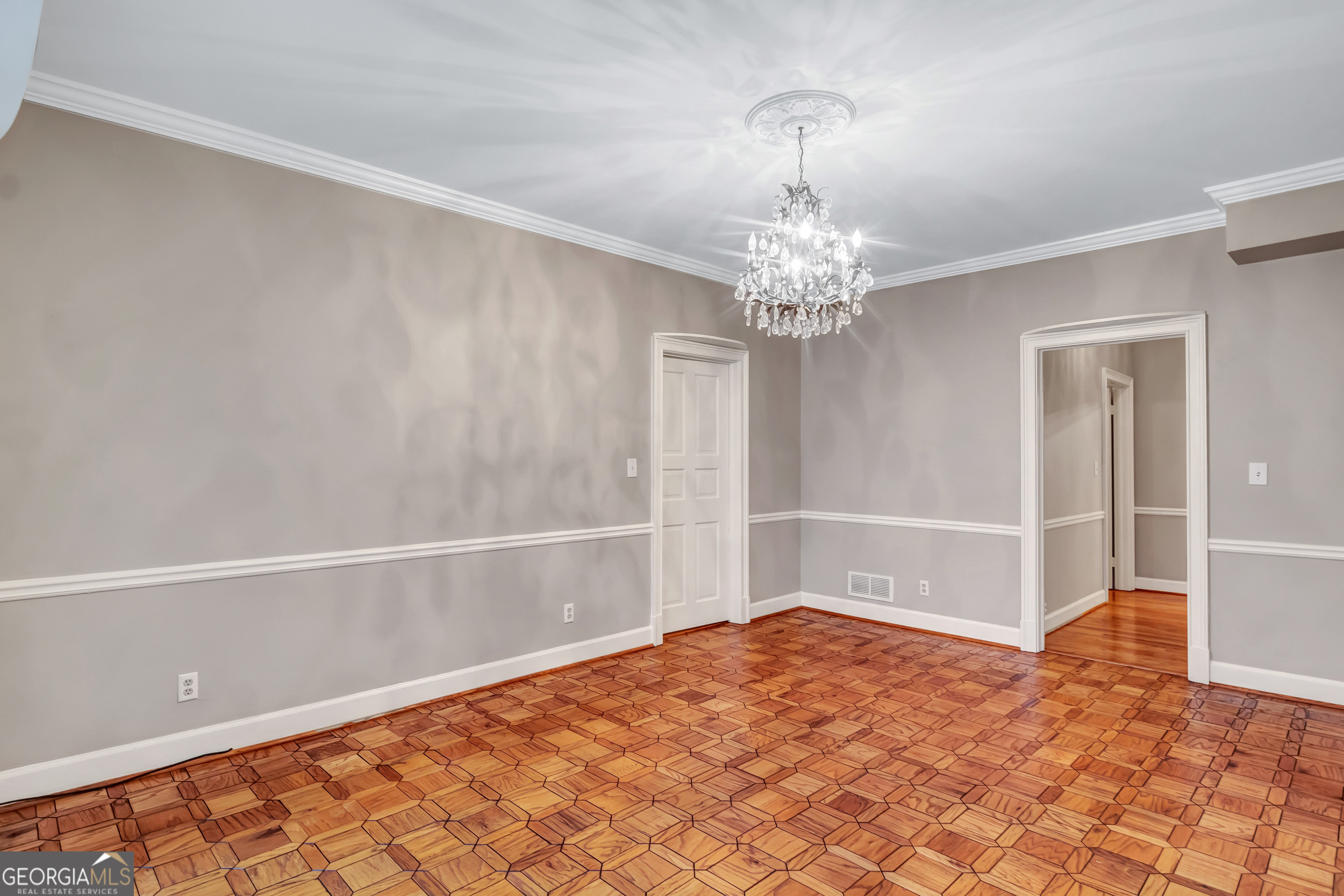 3649 Peachtree Road Ne # 201 Property Photo 14