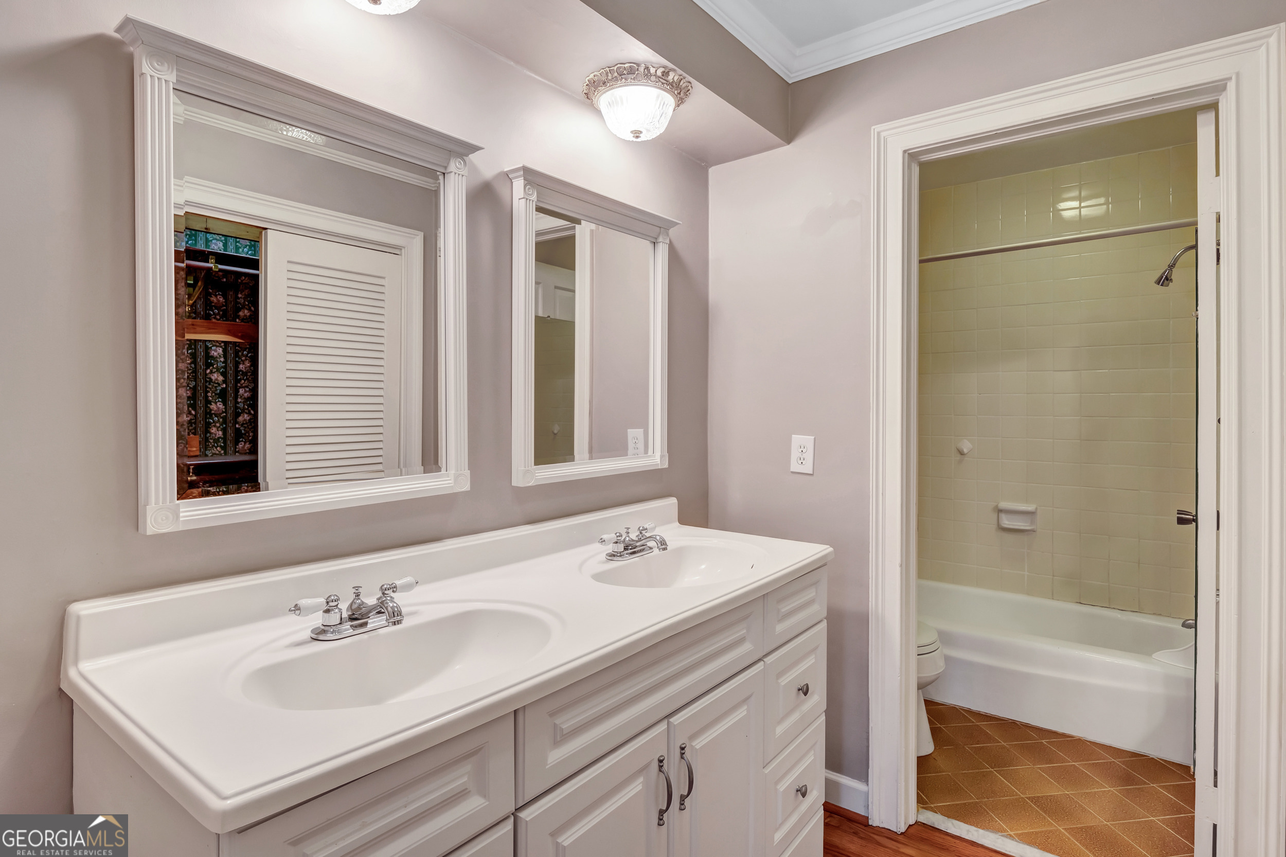 3649 Peachtree Road Ne # 201 Property Photo 28