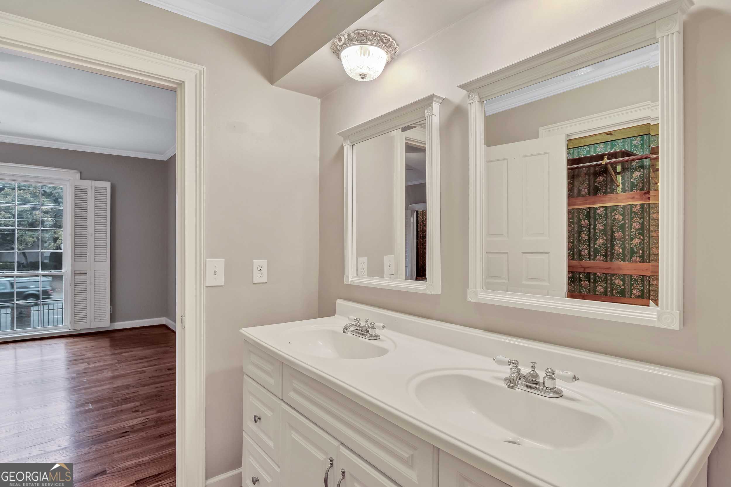 3649 Peachtree Road Ne # 201 Property Photo 29