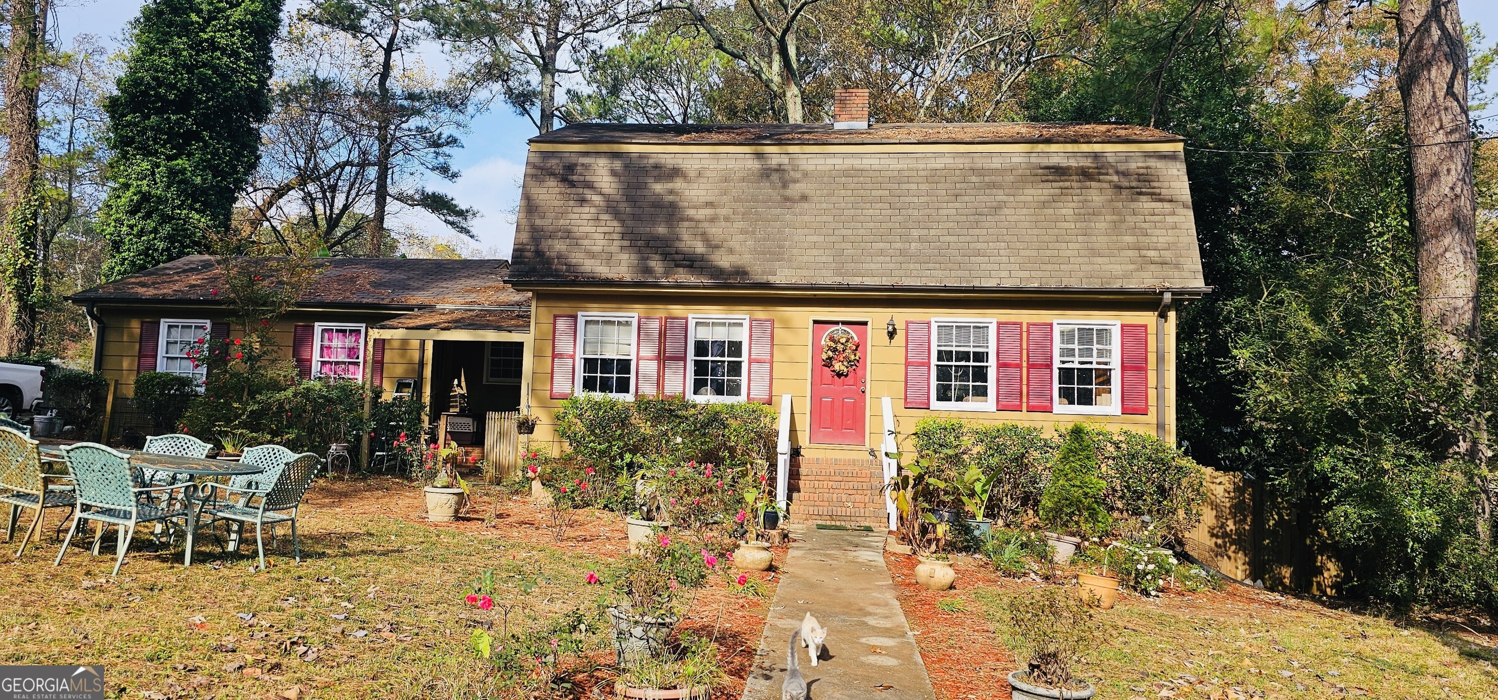 6051 Meadowbrook Drive Property Photo 1