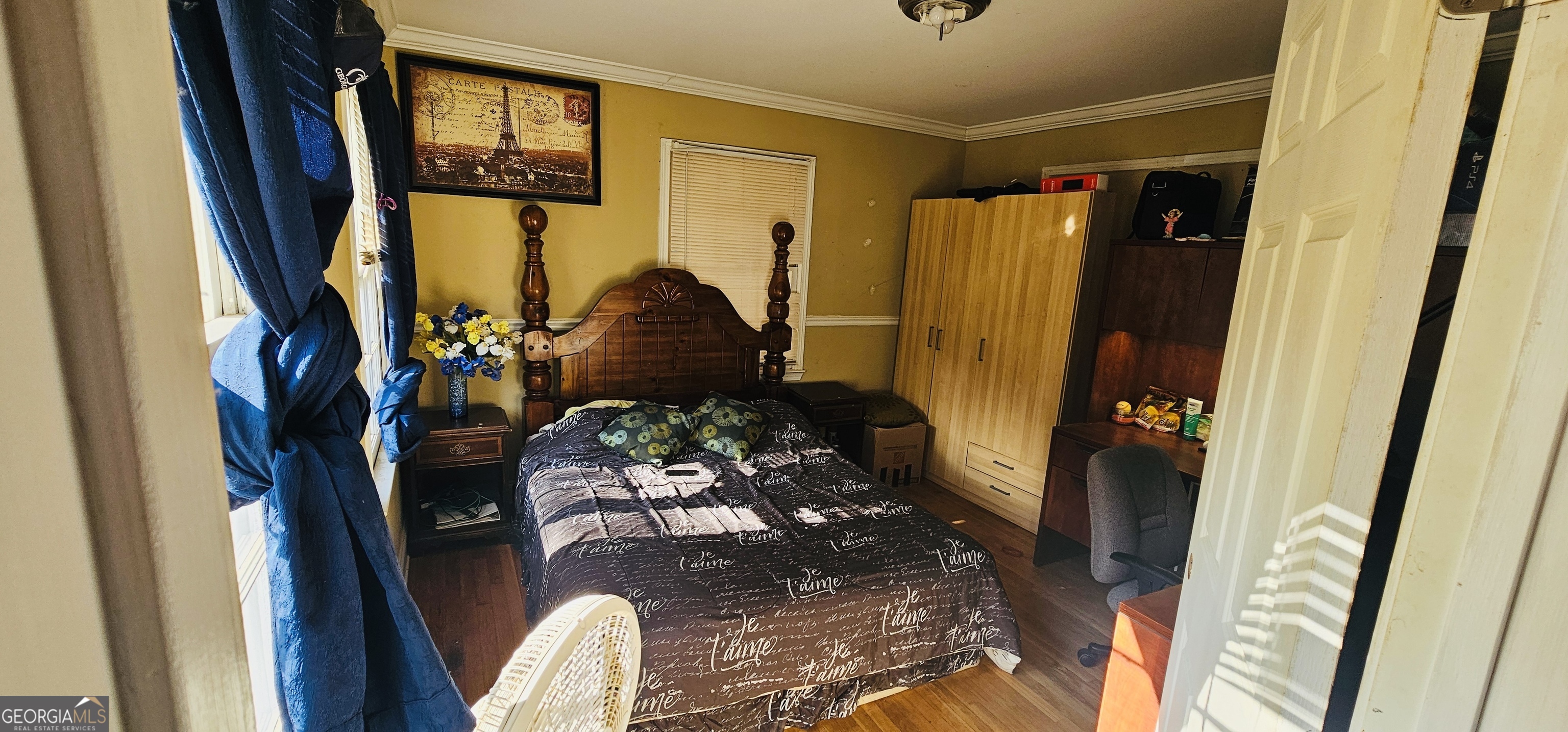 6051 Meadowbrook Drive Property Photo 2