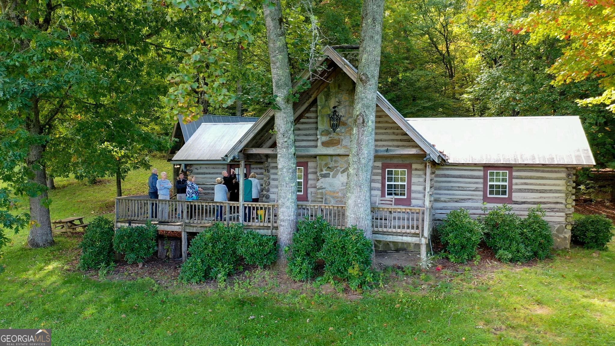 1575 Lloyds Cove Property Photo 1