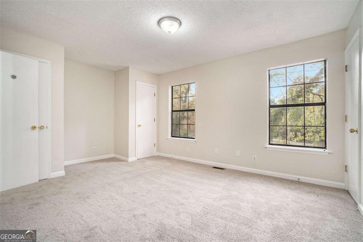 7004 Pat Mell Place Se Property Photo 13