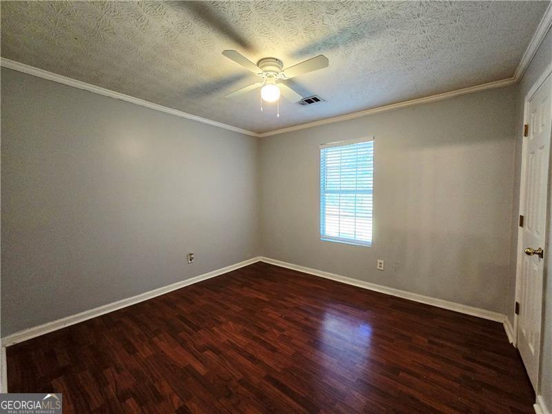 115 Bond Drive Property Photo 8