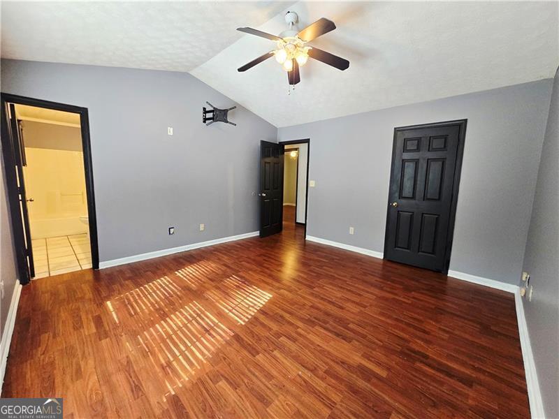 115 Bond Drive Property Photo 13