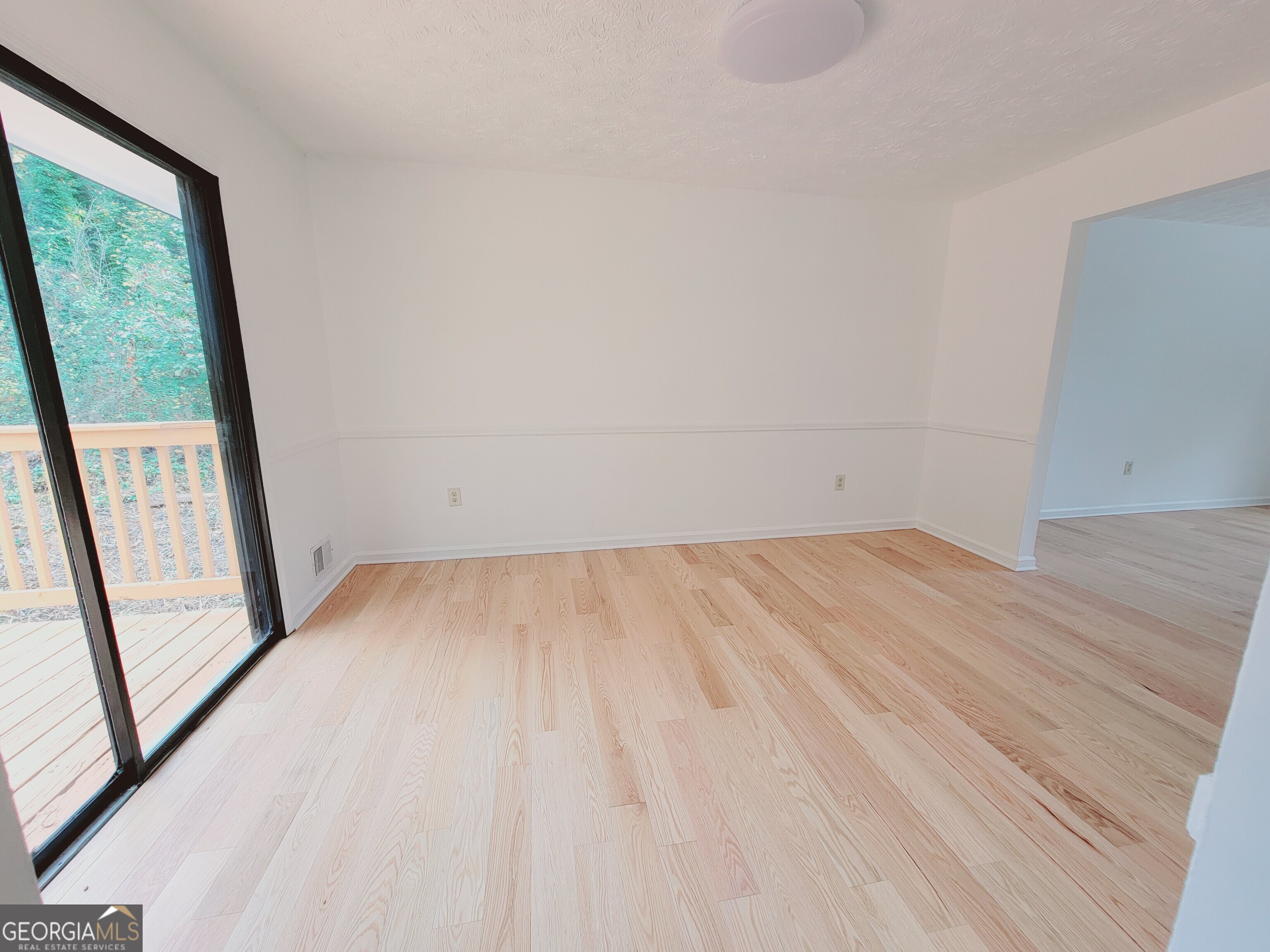 7327 Stream Court Property Photo 9