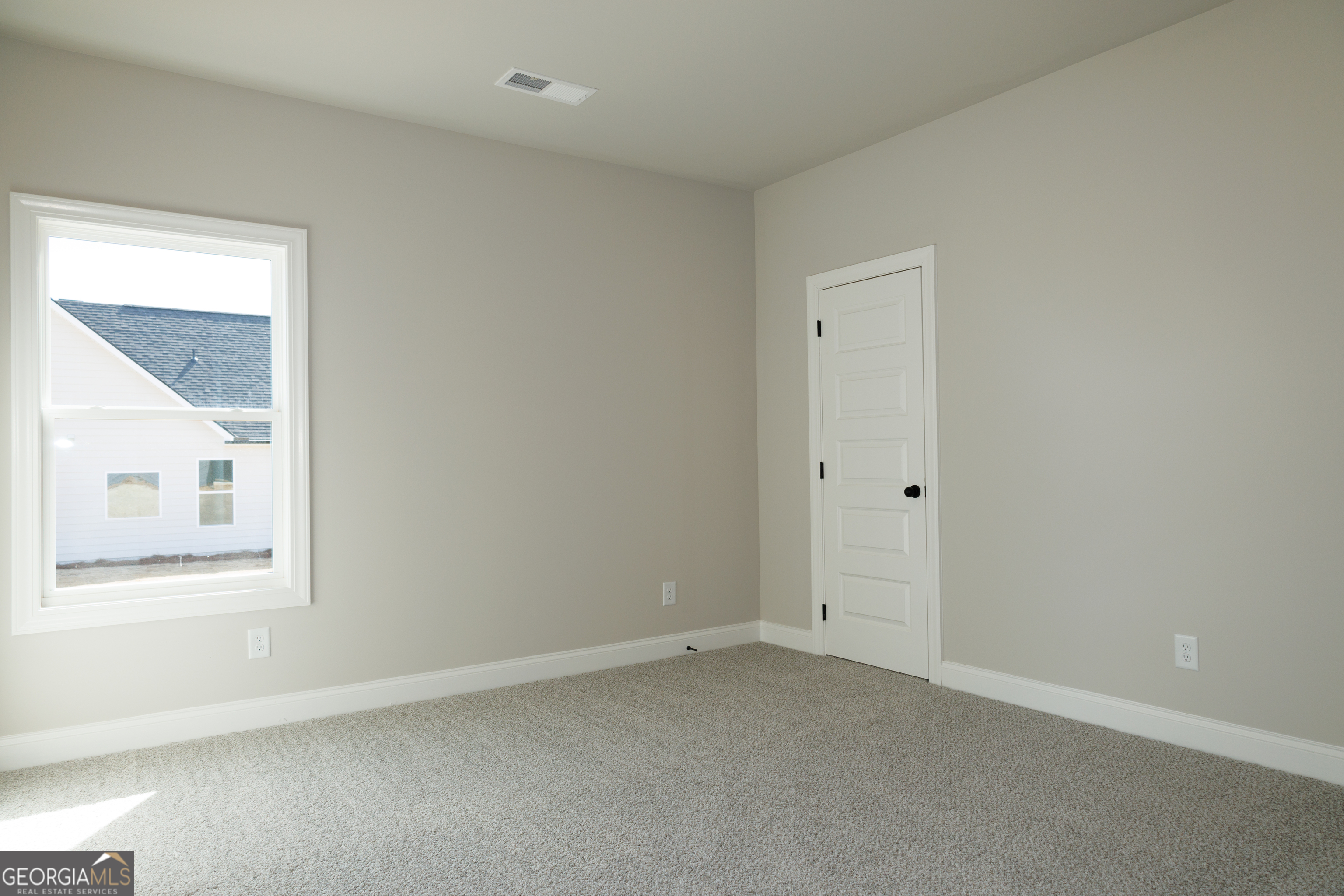 270 Grove Park # 15 Property Photo 15