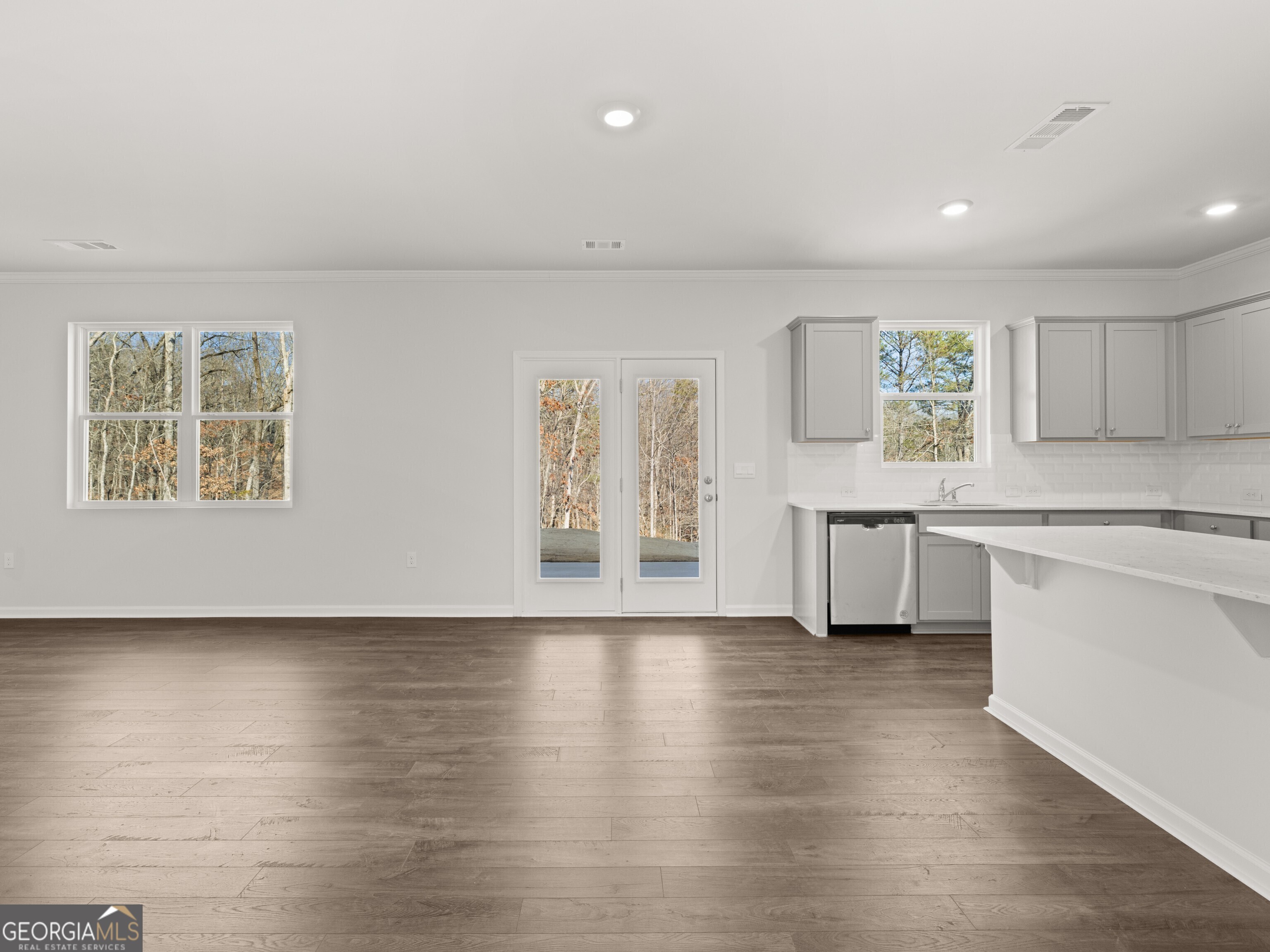 4028 Peregrine Way Property Photo 13