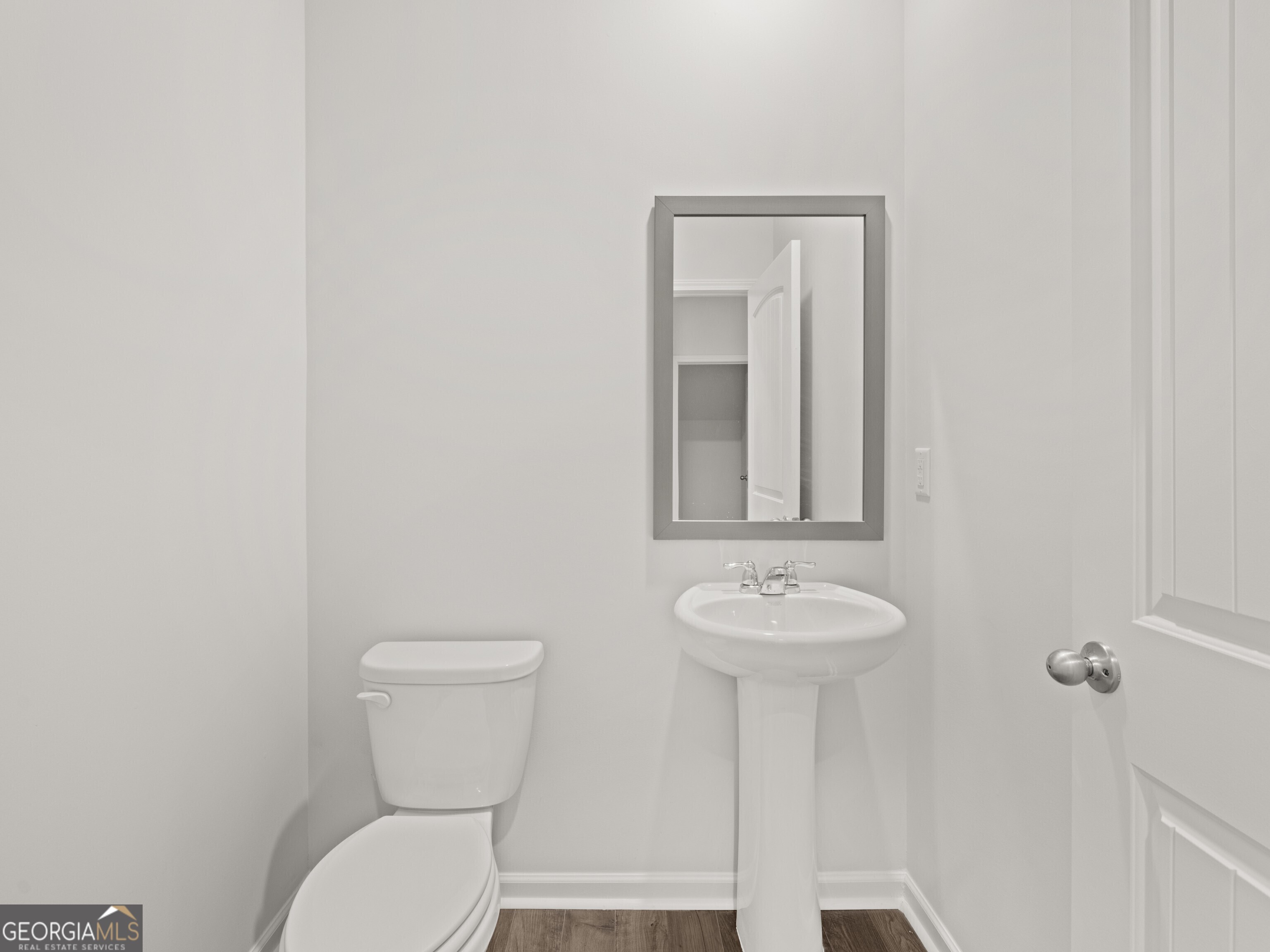 4028 Peregrine Way Property Photo 16
