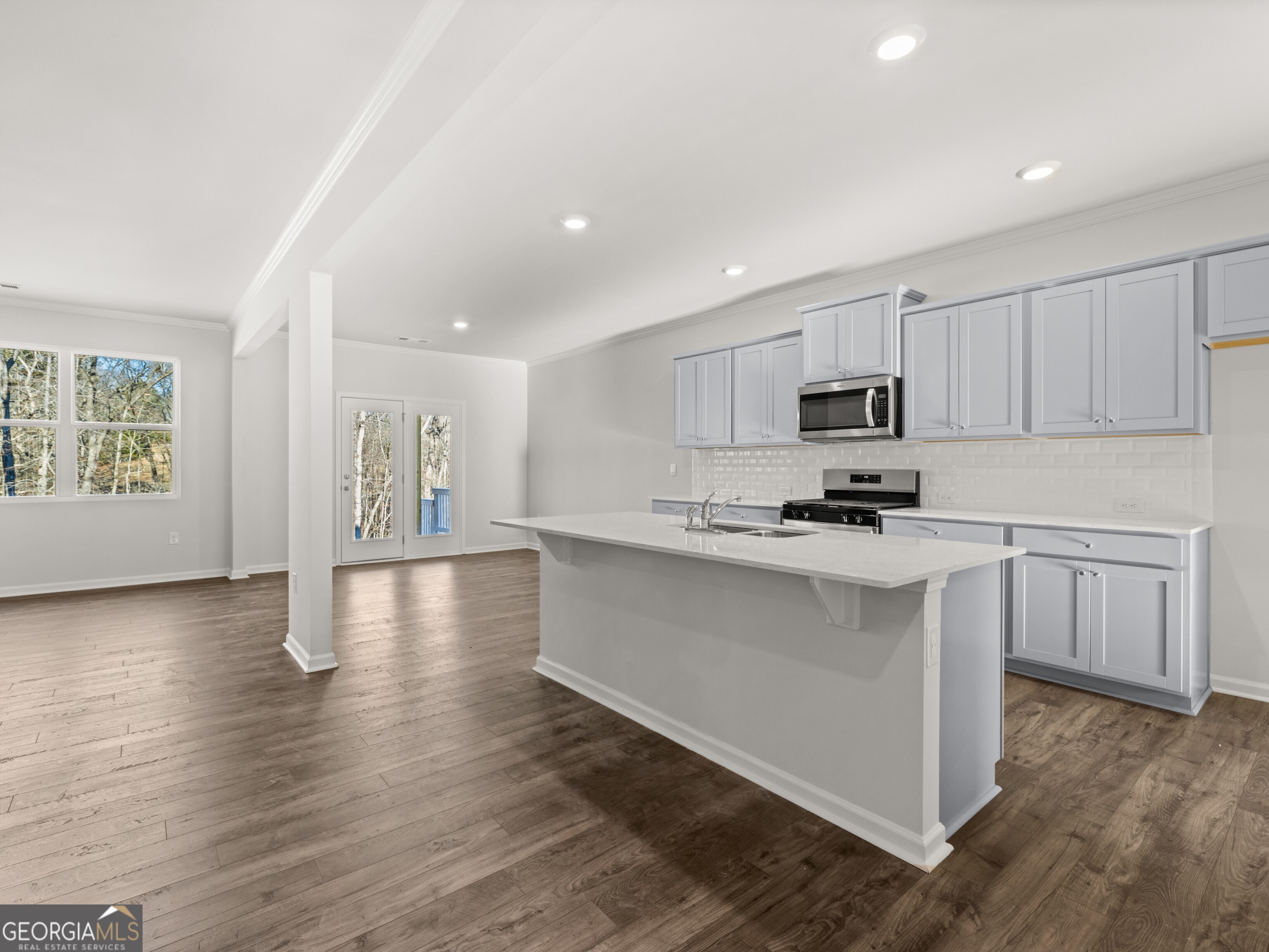 4027 Peregrine Way Property Photo 4