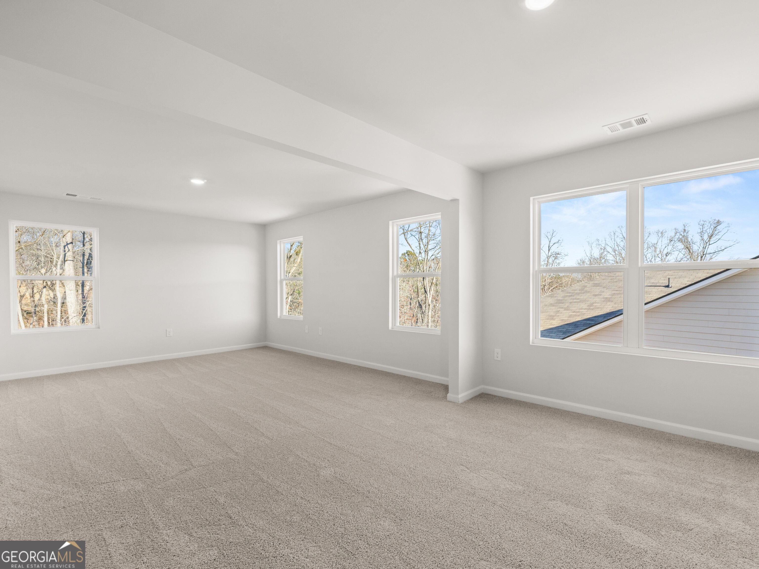 4027 Peregrine Way Property Photo 18