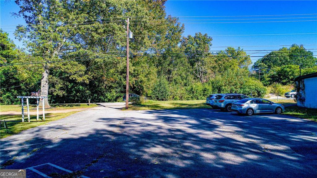 5701 N Henry Boulevard Property Photo 3