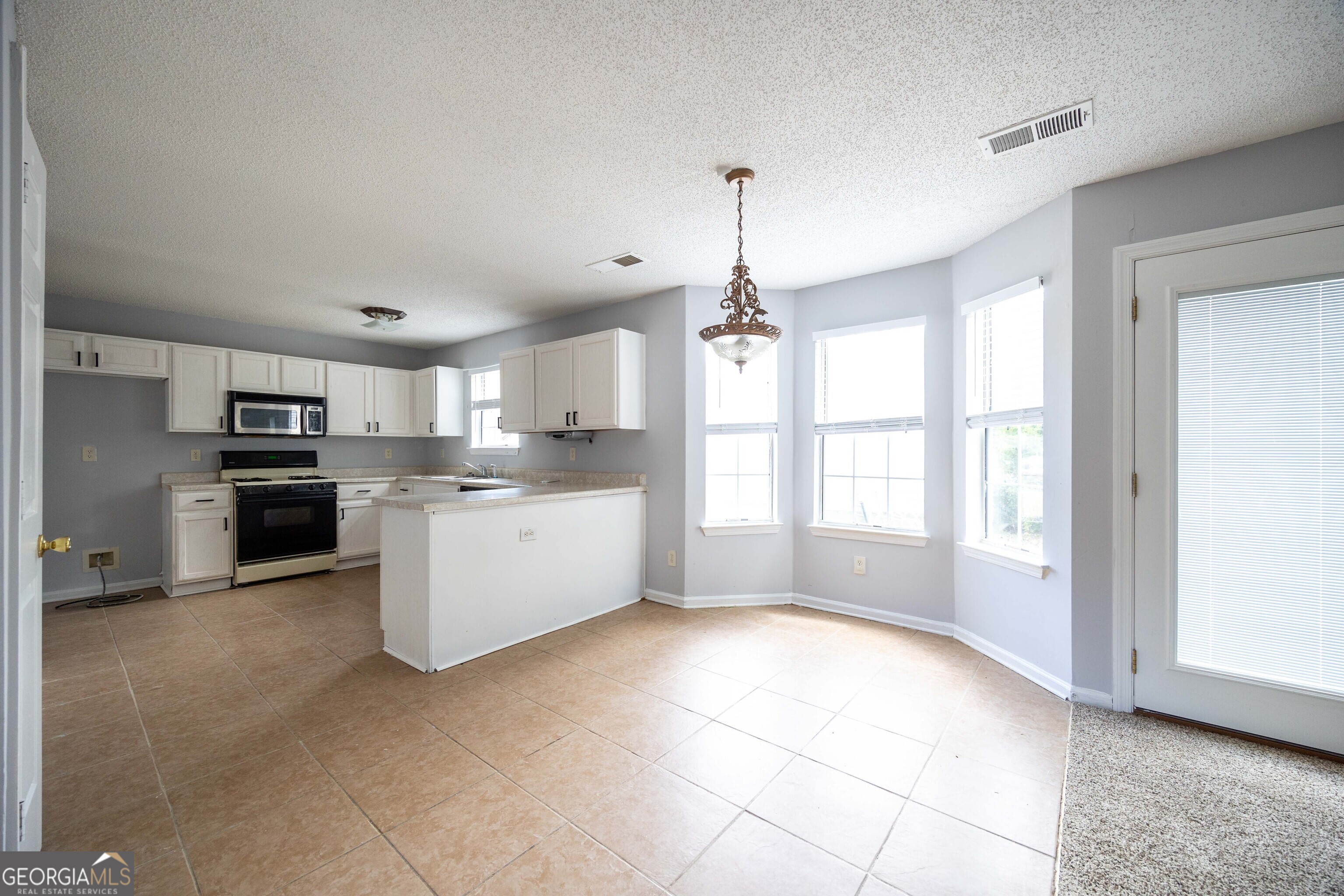 4230 Waldrop Hills Terrace Property Photo 8