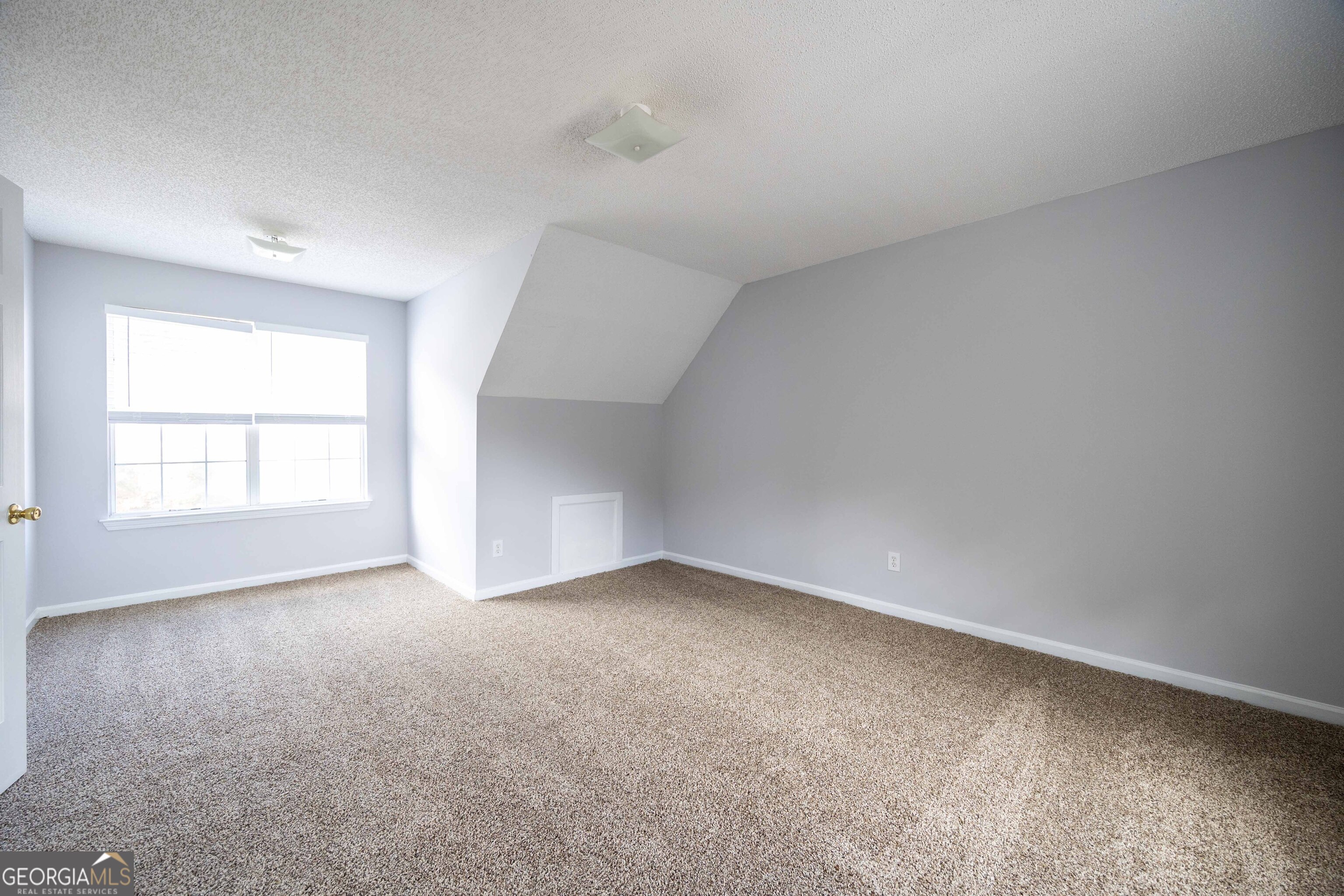 4230 Waldrop Hills Terrace Property Photo 10