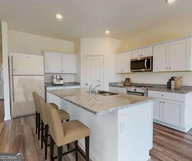 404 San Sebastian Drive Property Photo 2