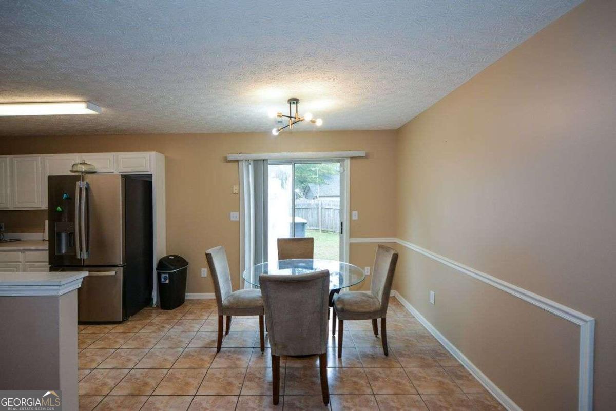 1712 Graystone Drive Property Photo 6