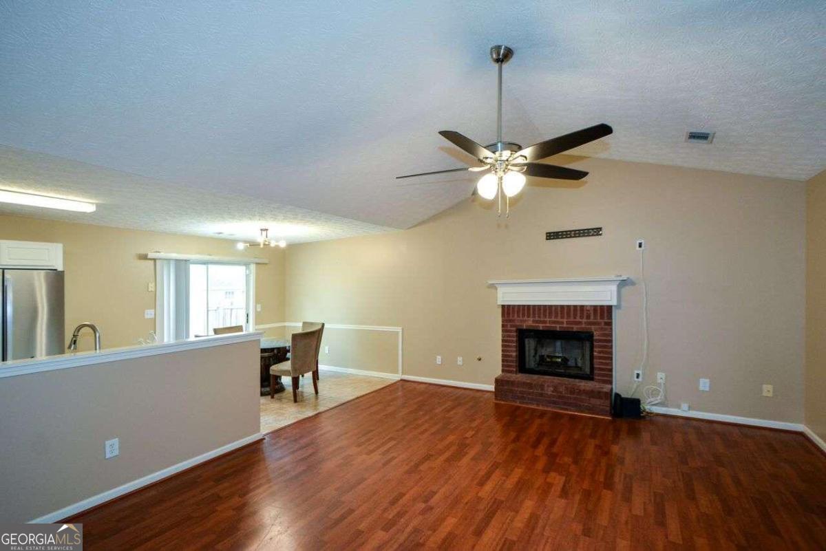1712 Graystone Drive Property Photo 10