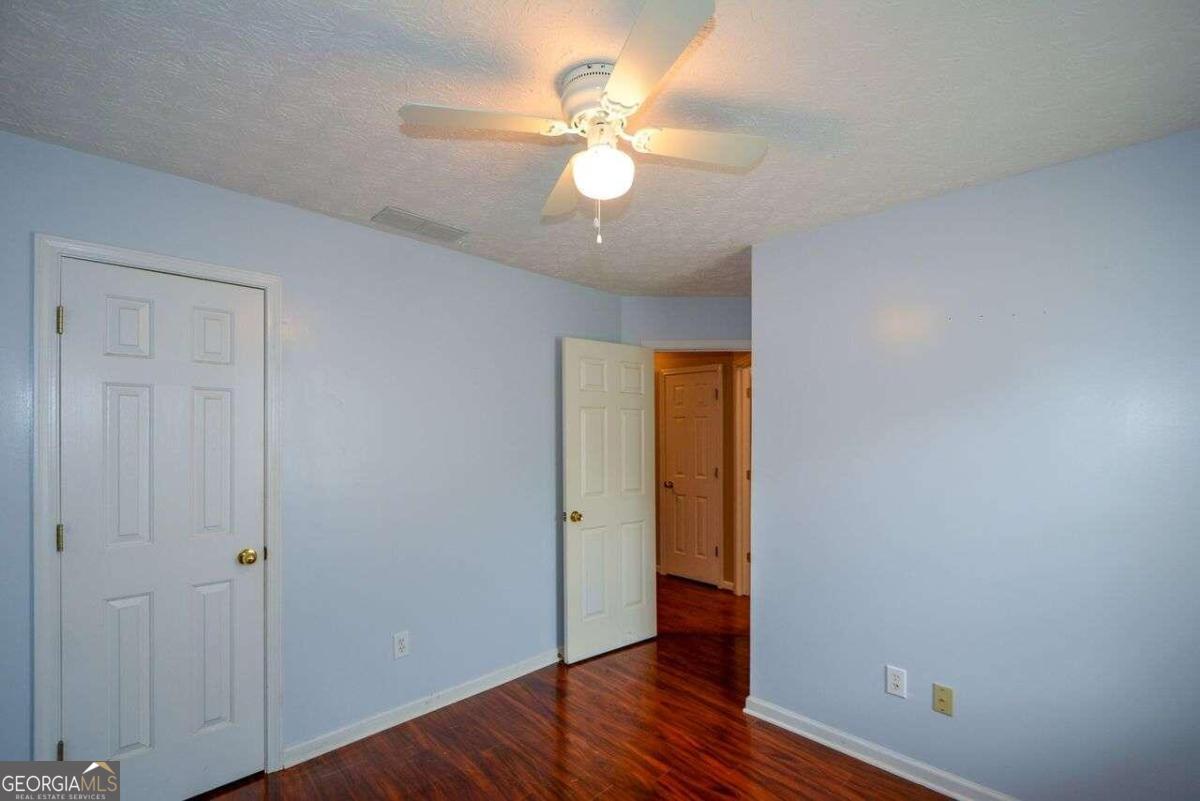 1712 Graystone Drive Property Photo 28