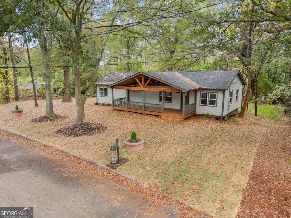2205 Stockbridge Drive Se Property Photo 1