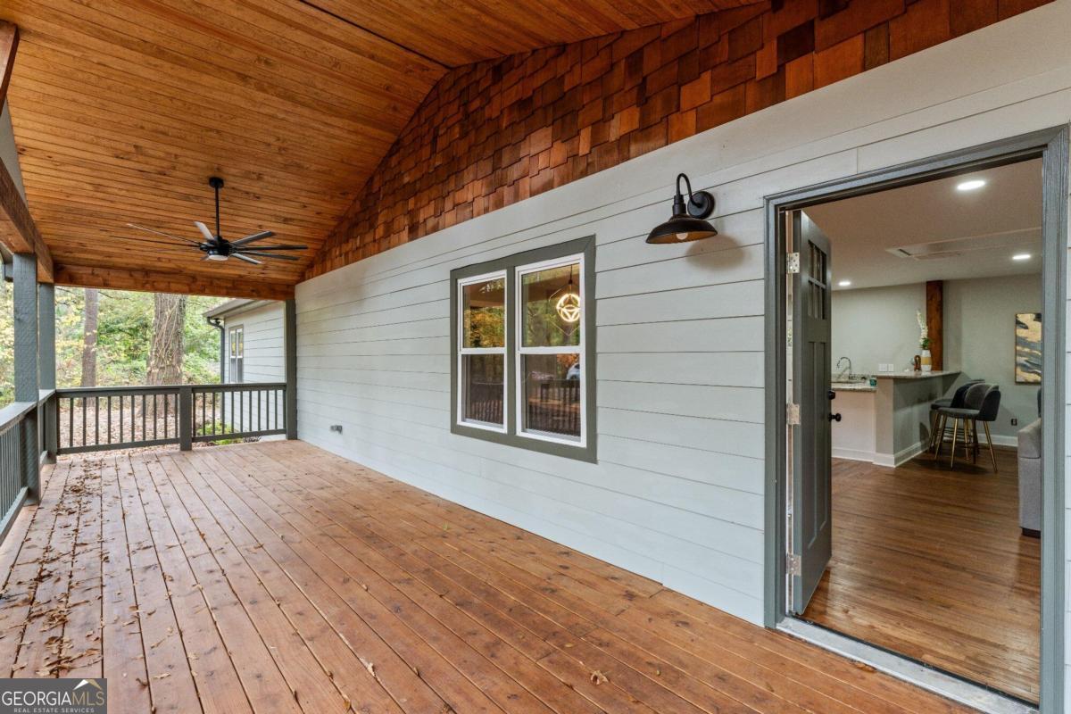 2205 Stockbridge Drive Se Property Photo 4
