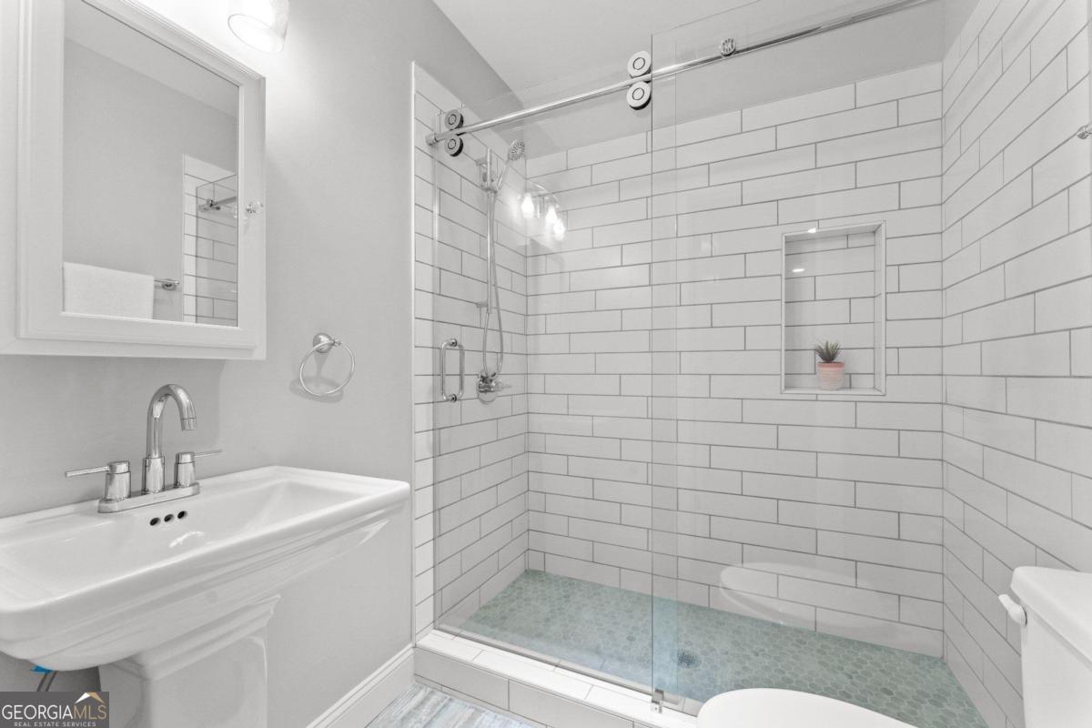 2205 Stockbridge Drive Se Property Photo 16