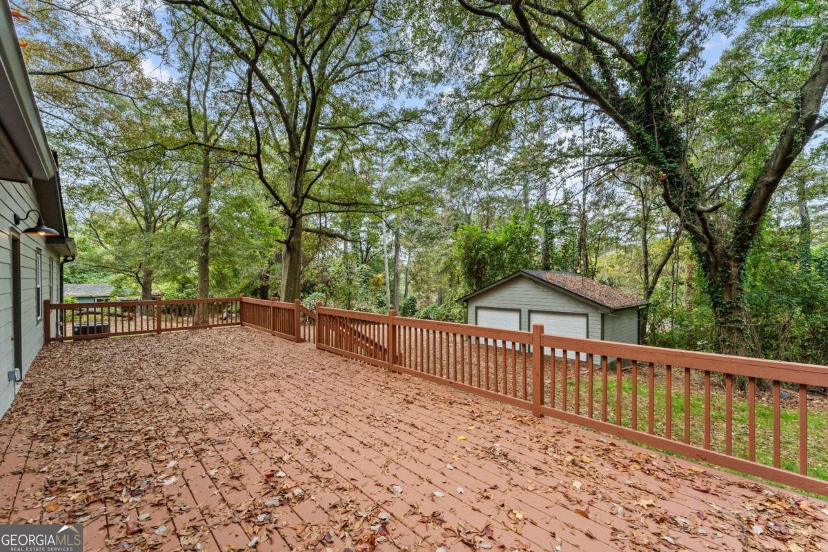 2205 Stockbridge Drive Se Property Photo 26