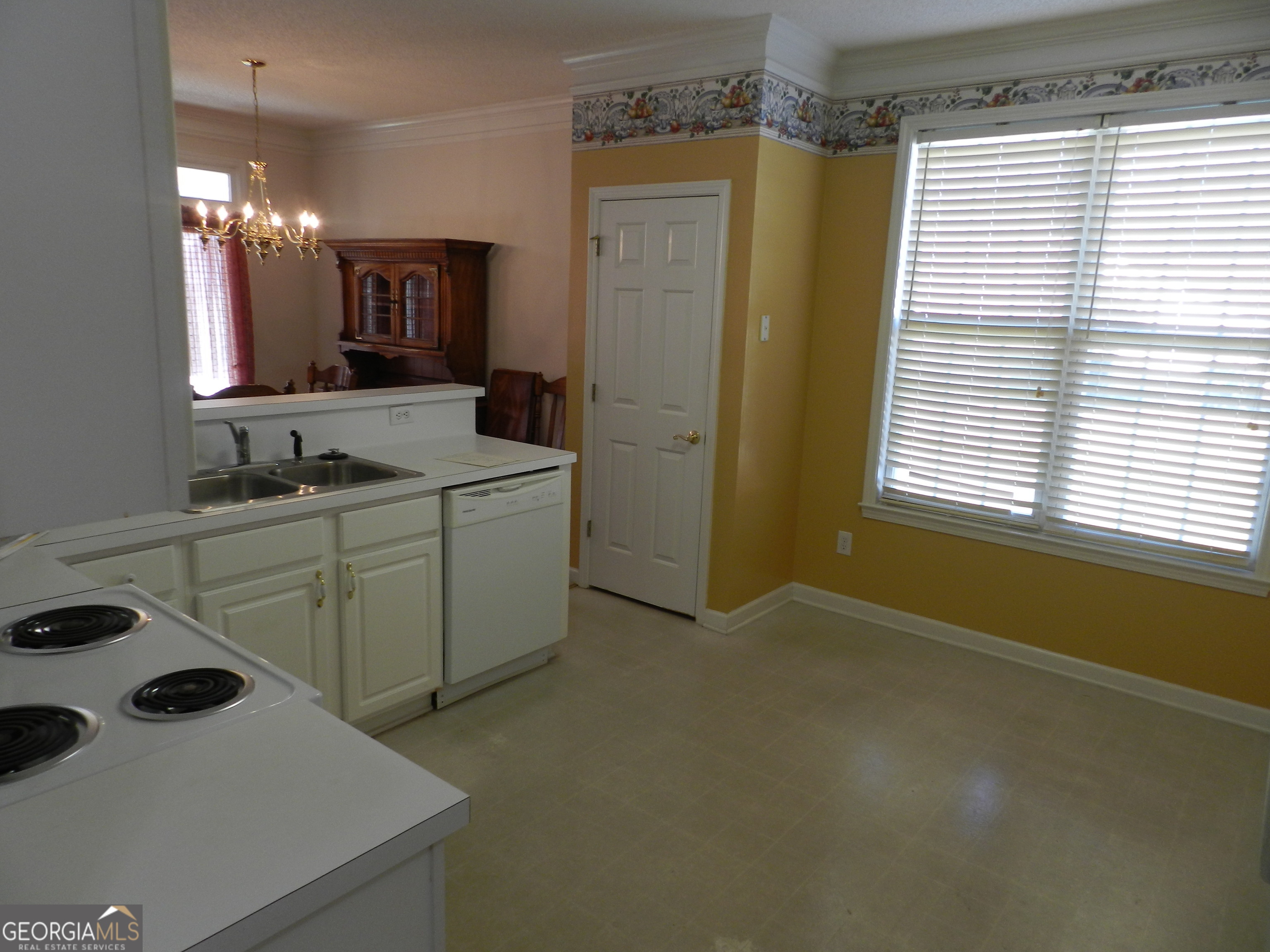 440 Falling Leaf Court Property Photo 15