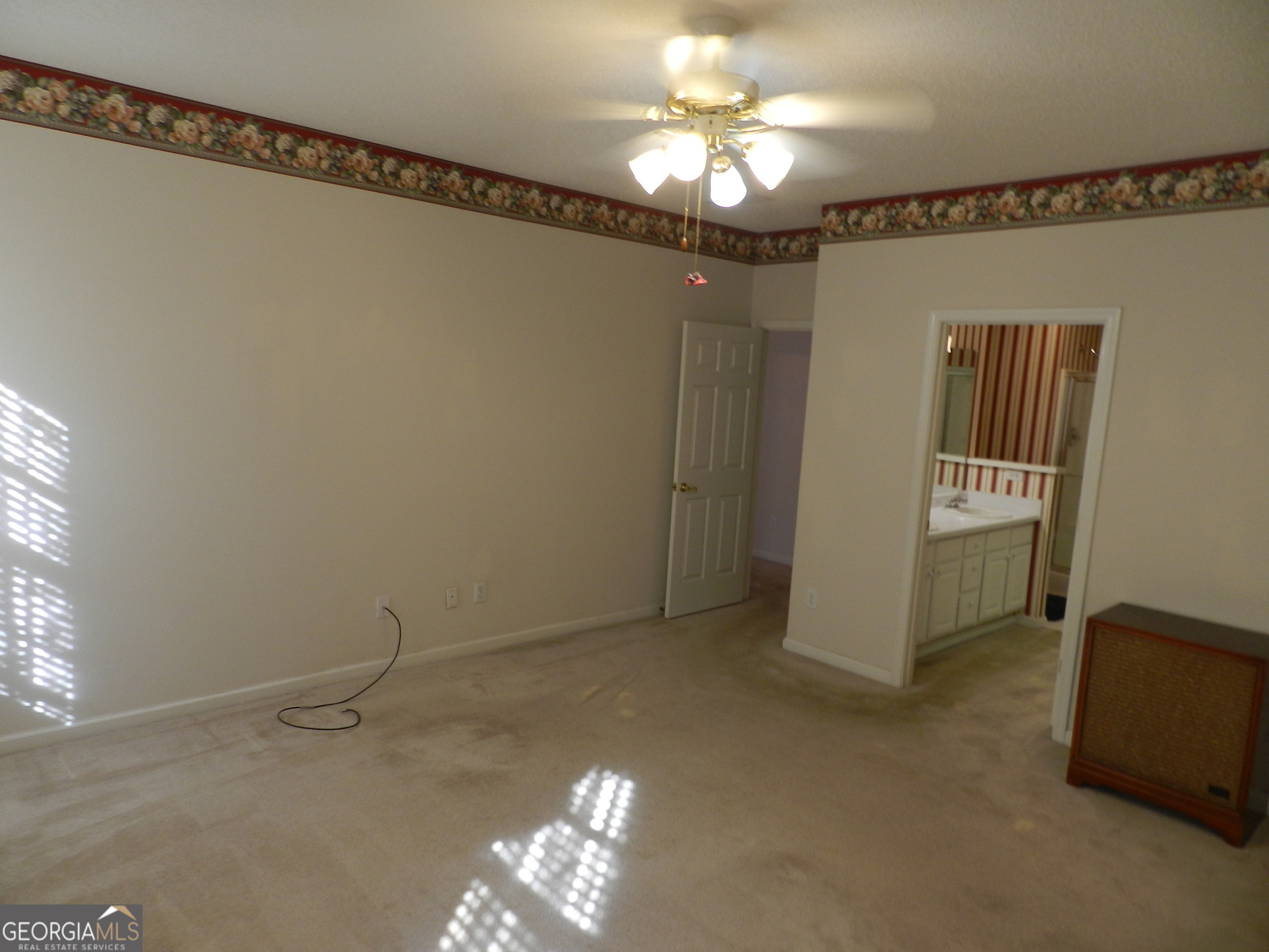 440 Falling Leaf Court Property Photo 16
