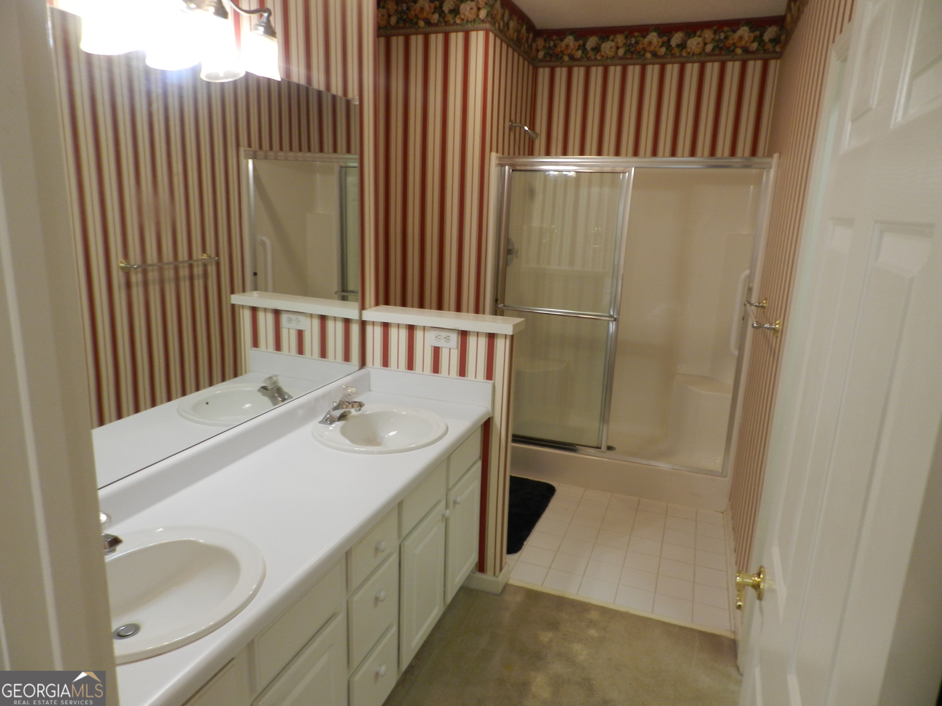 440 Falling Leaf Court Property Photo 18