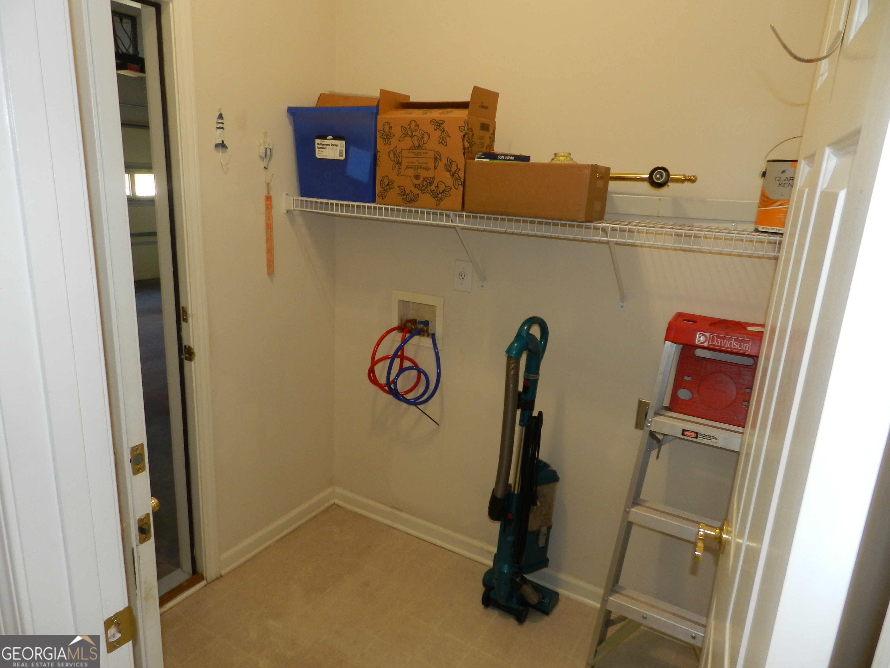 440 Falling Leaf Court Property Photo 21