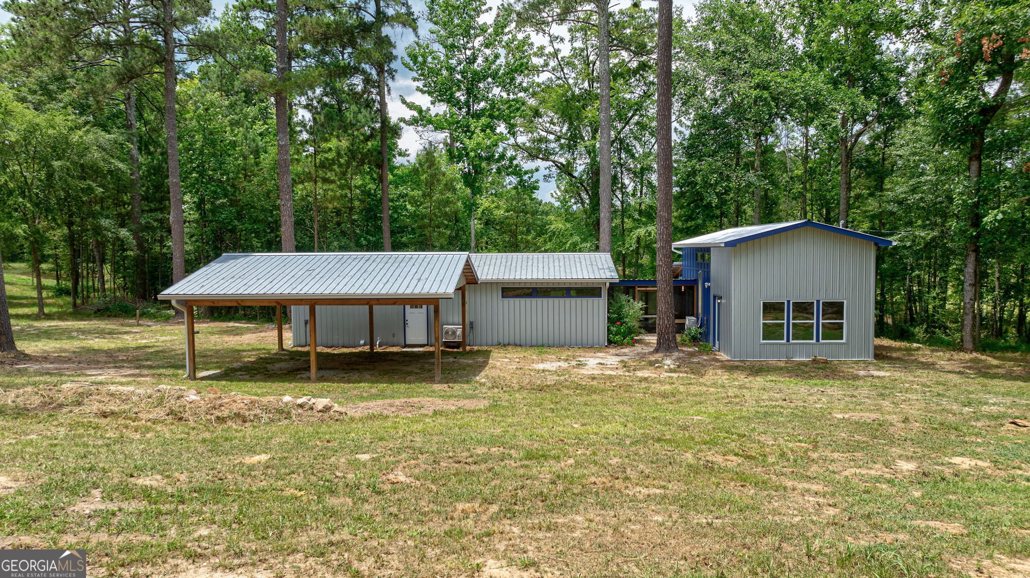 1490 East Peachtree Avenue Property Photo 6