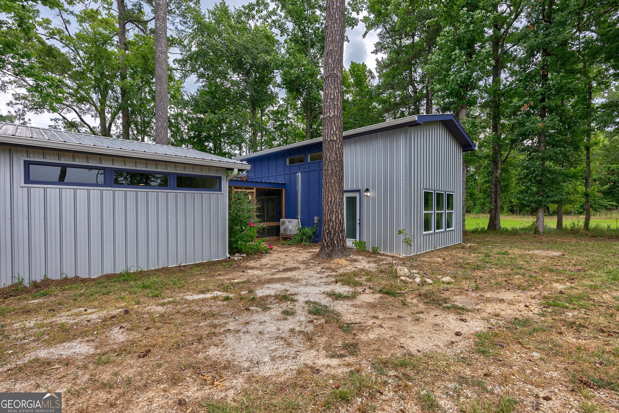 1490 East Peachtree Avenue Property Photo 7