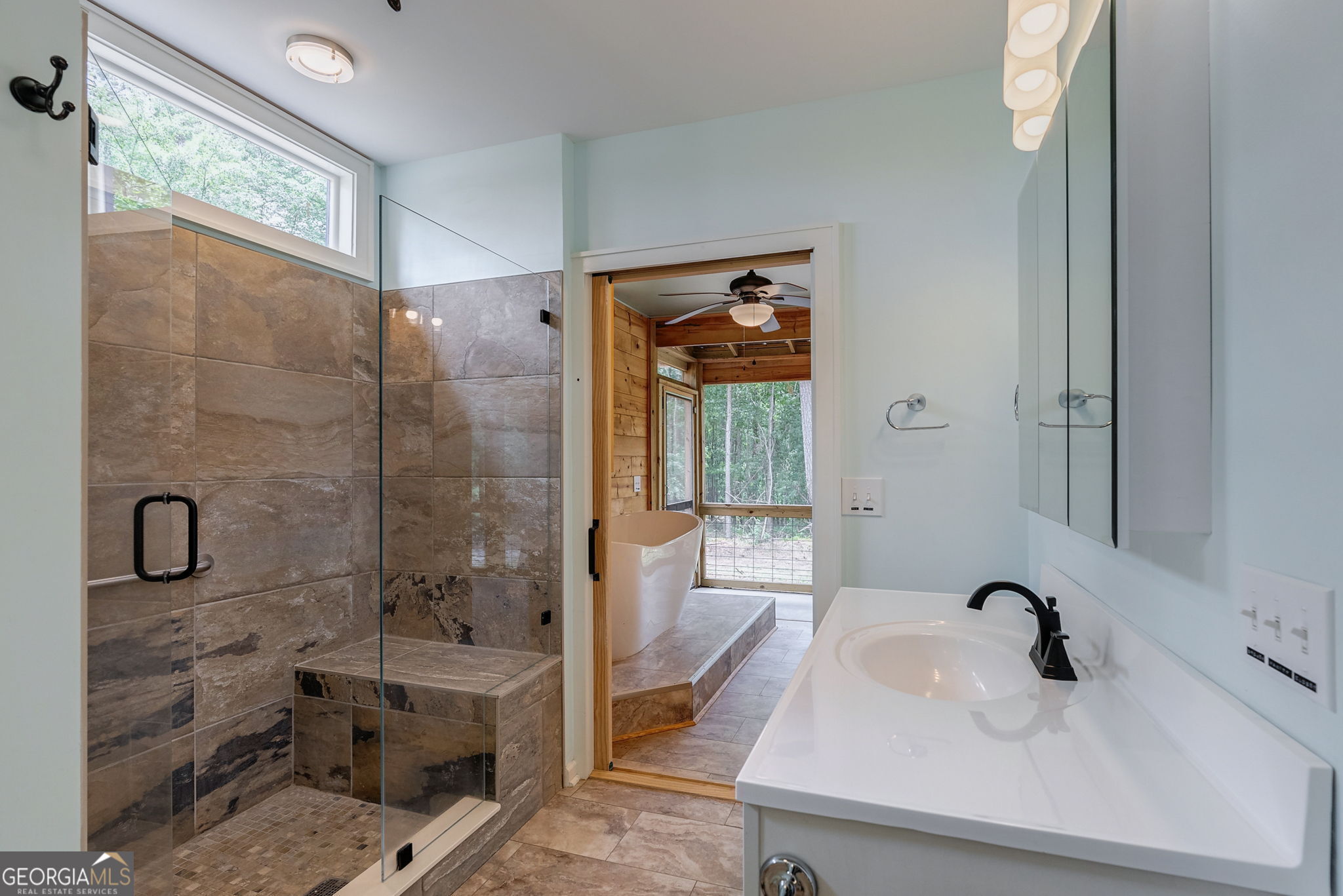 1490 East Peachtree Avenue Property Photo 27