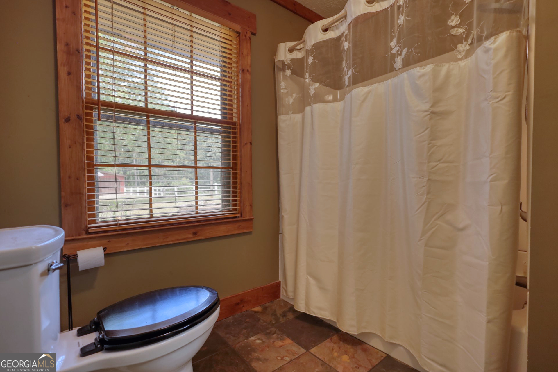 1024 Bethany Road Property Photo 33
