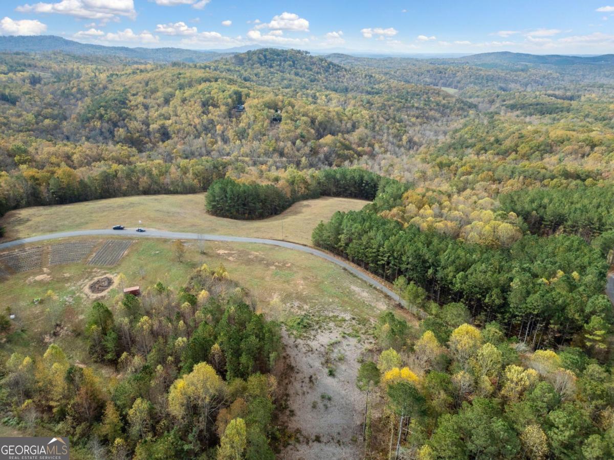 2027 Pleasant Valley Road Property Photo 12