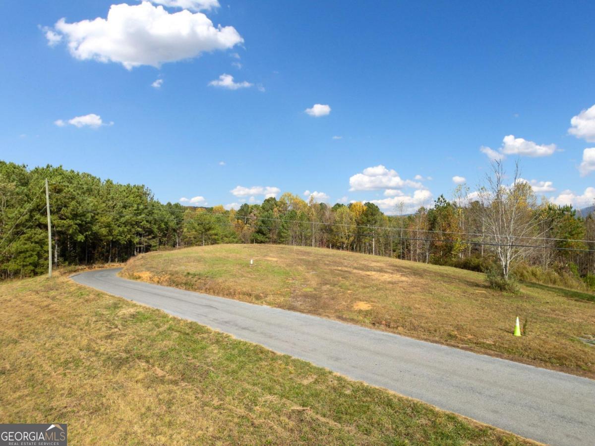 2027 Pleasant Valley Road Property Photo 18