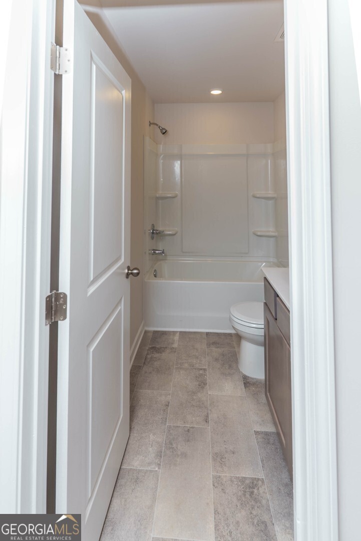 73 Hampton Ridge Way Property Photo 17