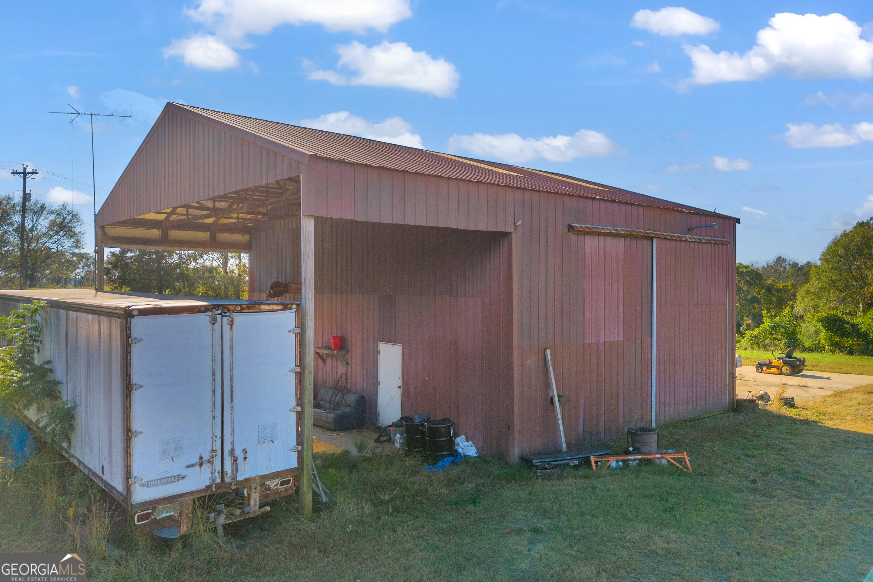 125 Waco Drive Property Photo 7