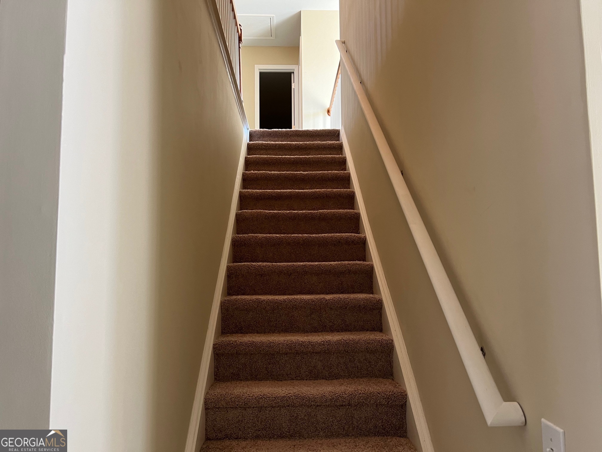 901 Broderick Circle Property Photo 8
