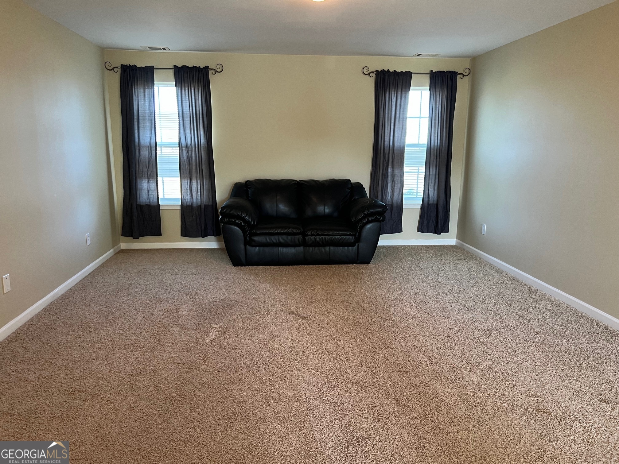 901 Broderick Circle Property Photo 10