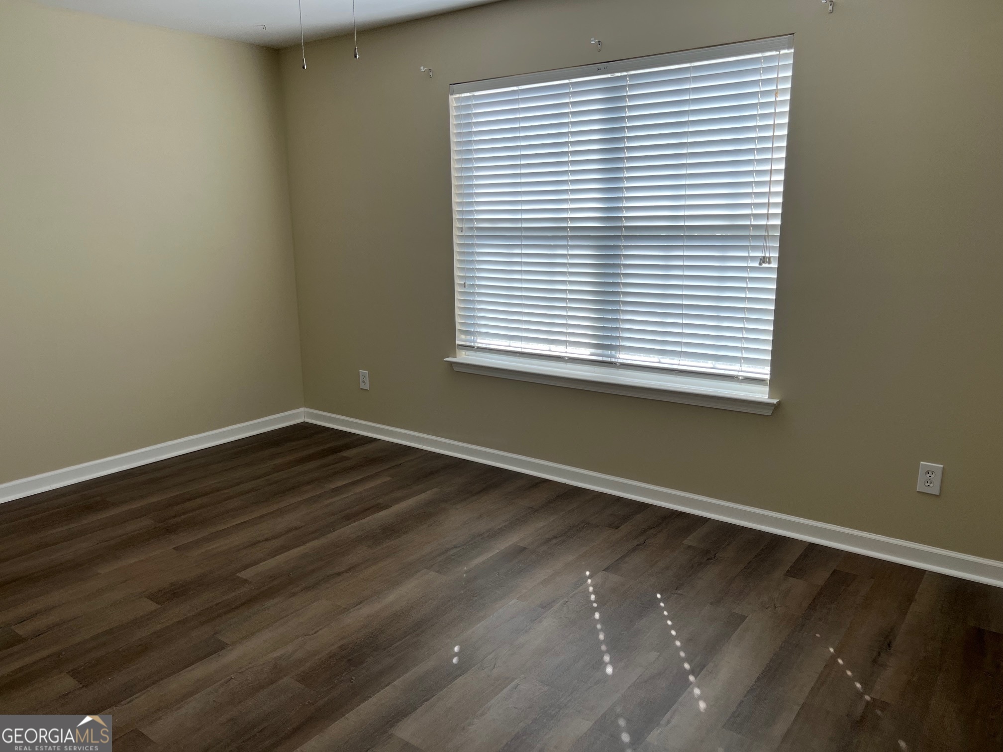901 Broderick Circle Property Photo 13