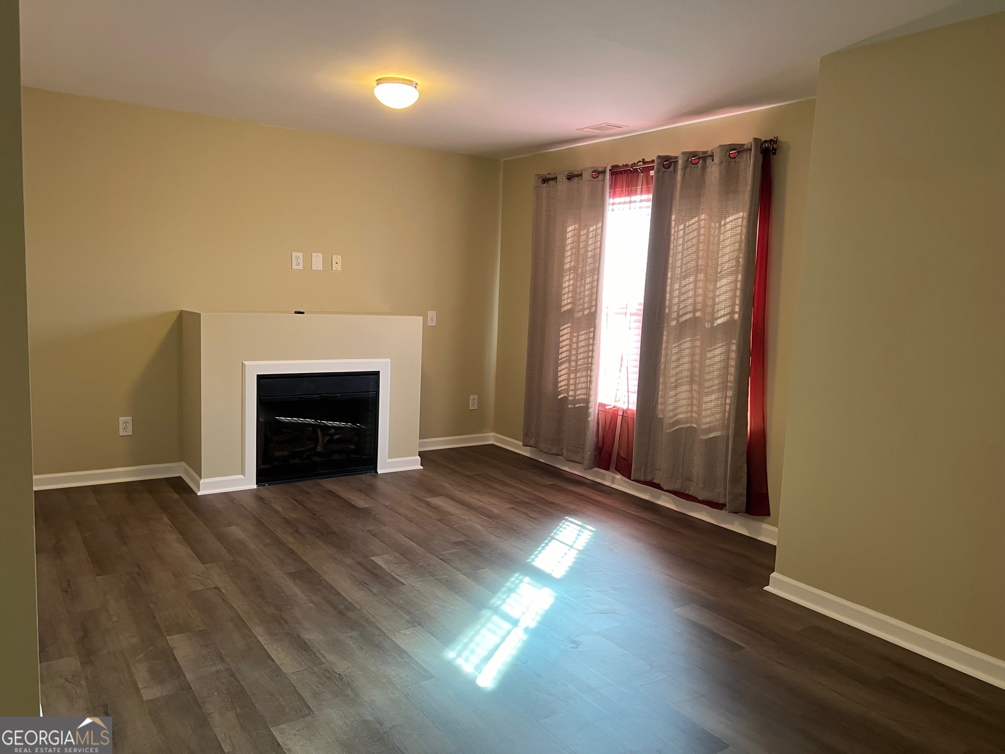 901 Broderick Circle Property Photo 17